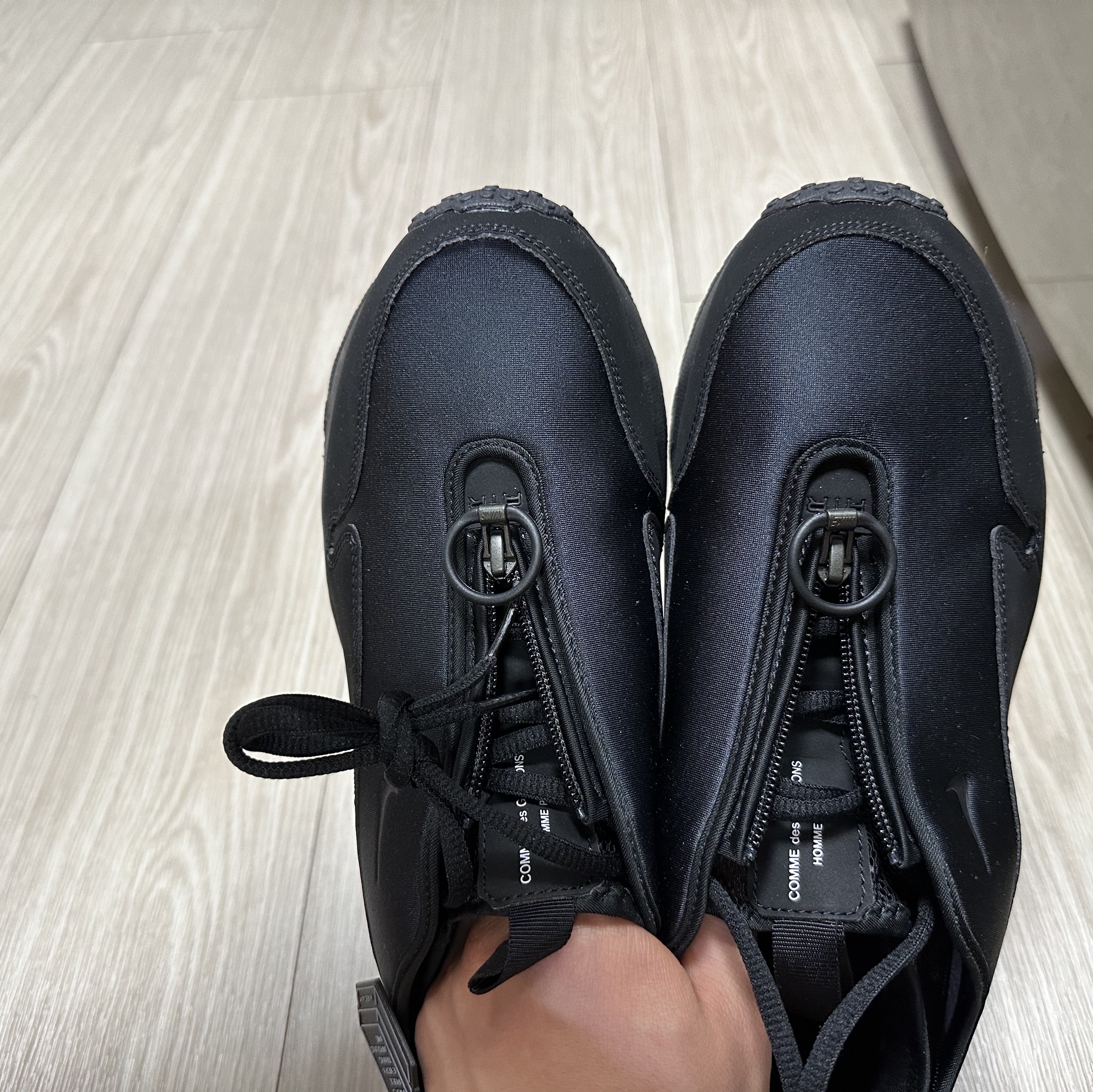 Nike x Comme des Garcons Homme Plus Air Max Sunder SP Black 착용 스타일 - 1
