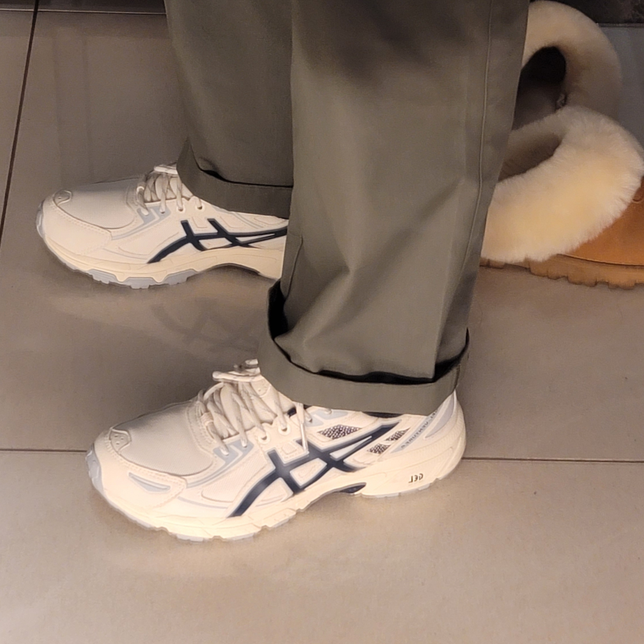 Asics Gel-Venture 6 SPS Birch French Blue 착용 스타일 - 3