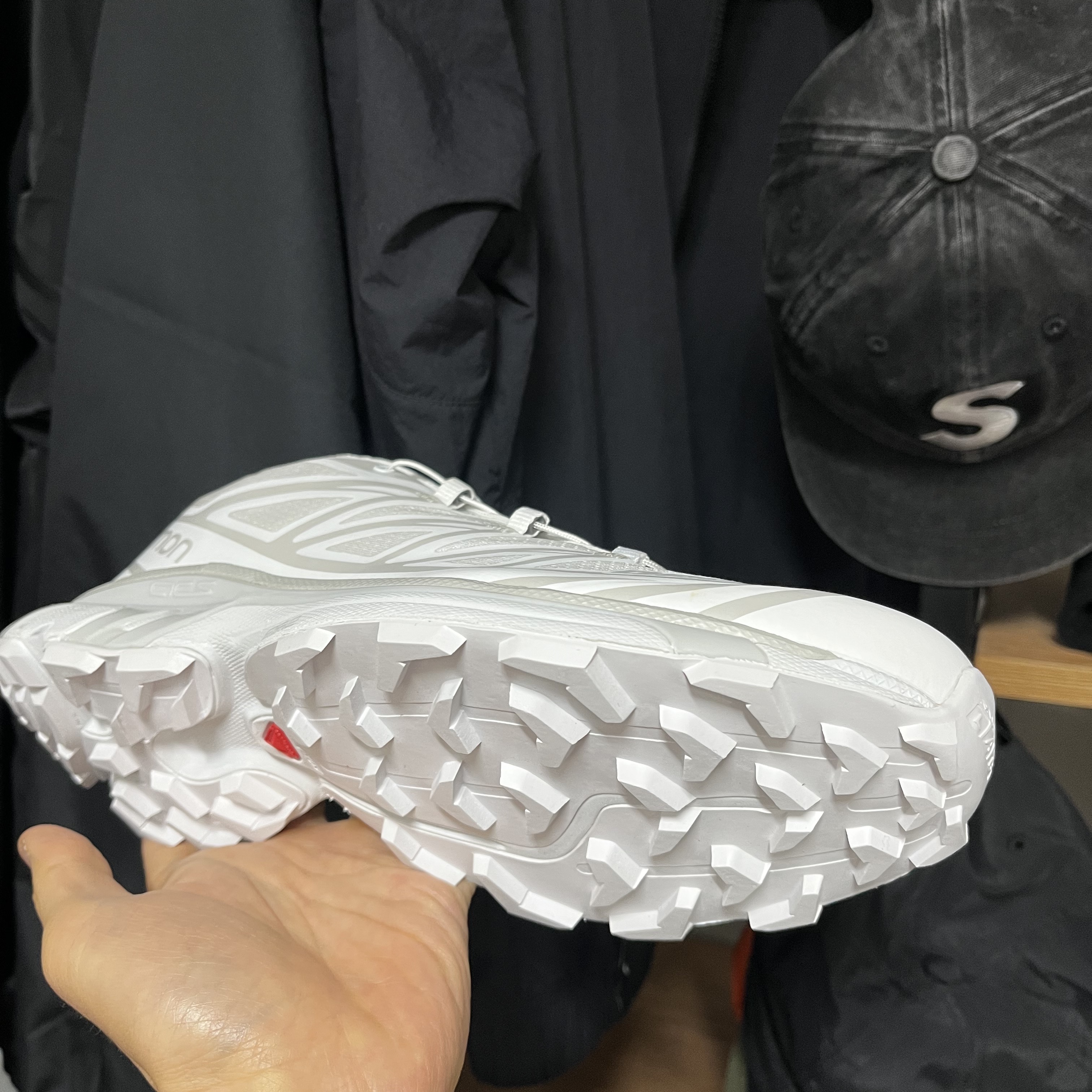 Salomon XT-6 ADV White 착용 스타일 - 2