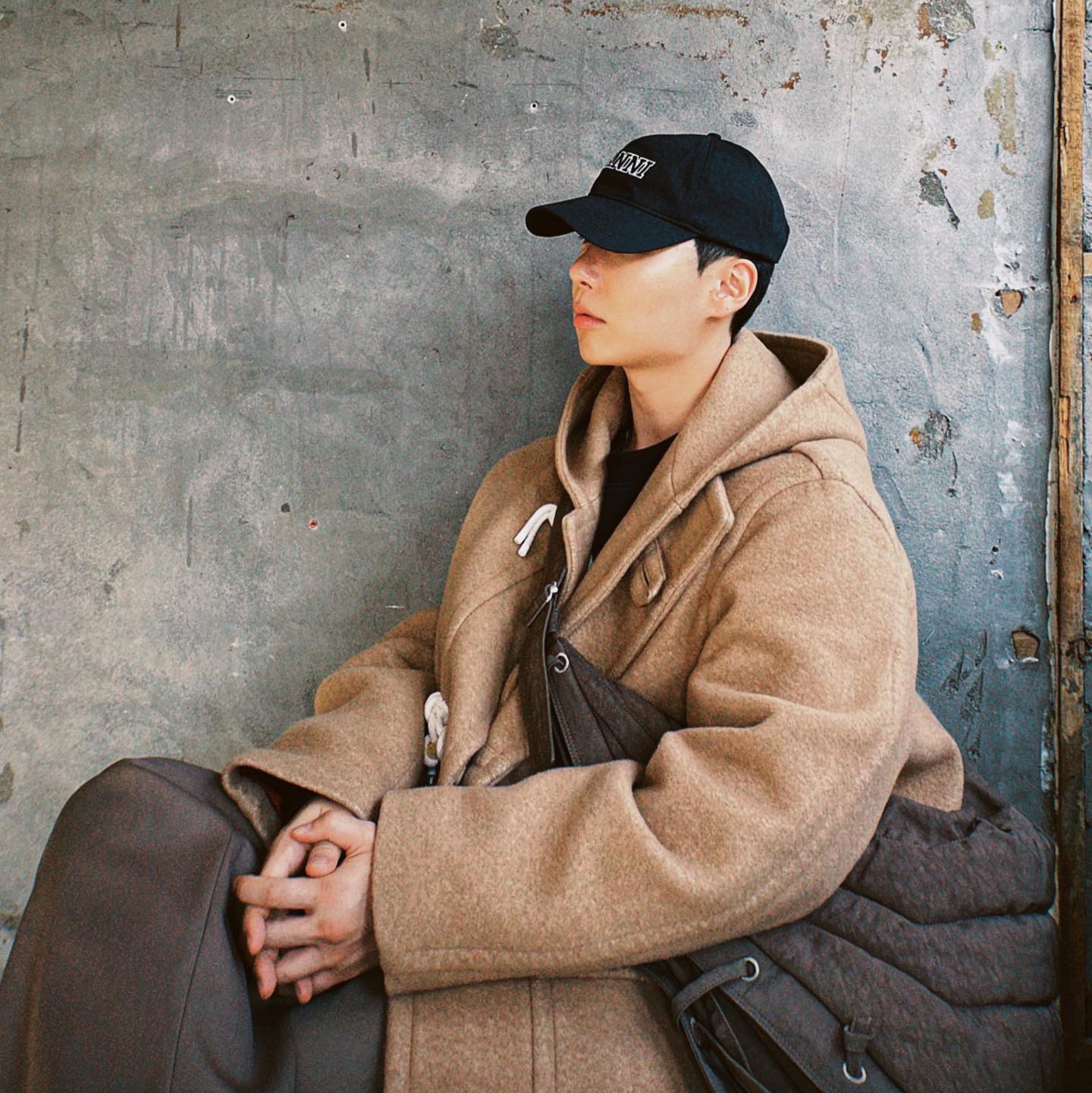 (W) Ganni Logo Cap Phantom, (W) Ganni Logo Cap Sweet Lilac 착용 스타일