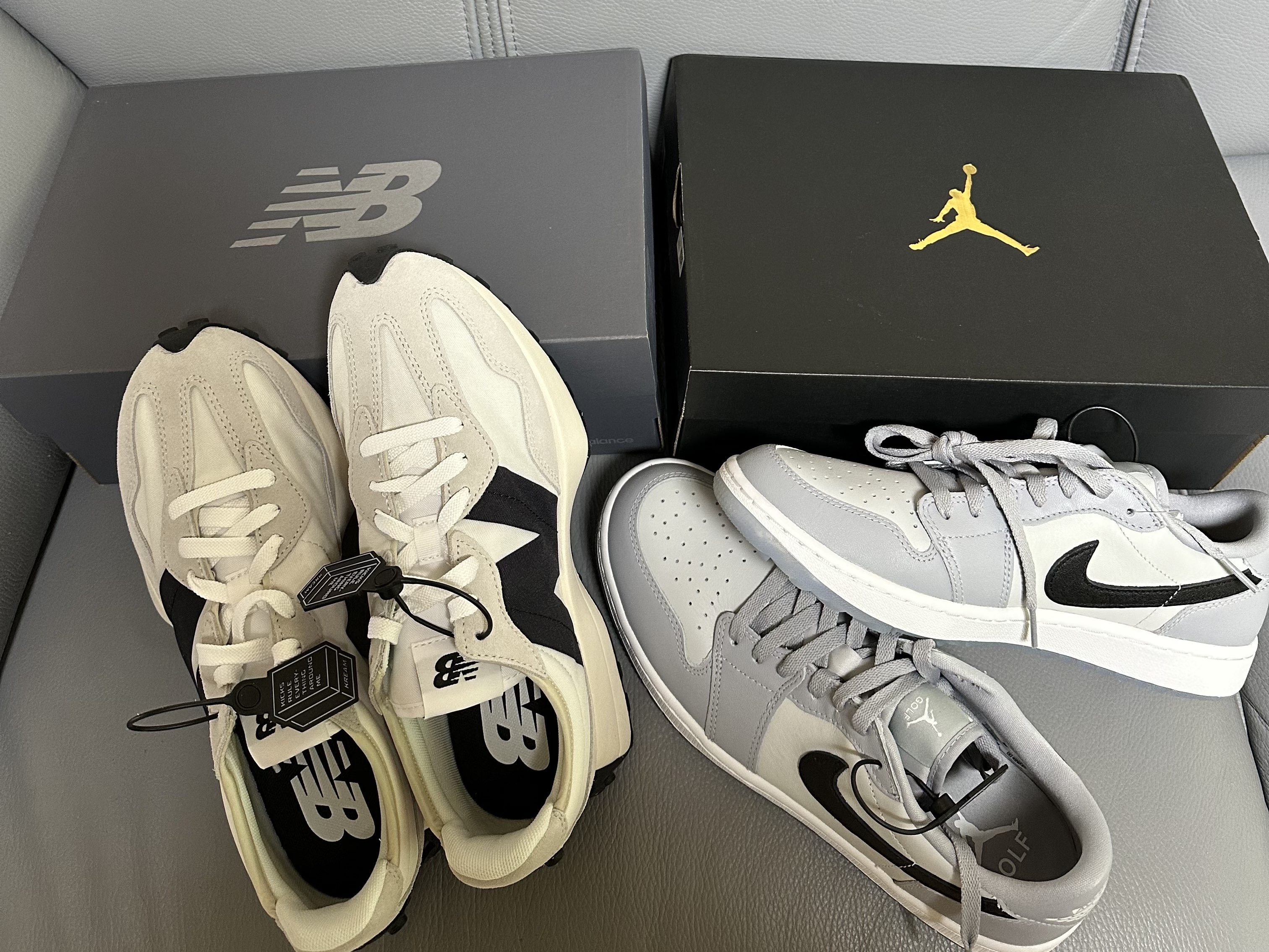 New Balance 327 White Black, Jordan 1 Low Golf Wolf Grey 착용 스타일