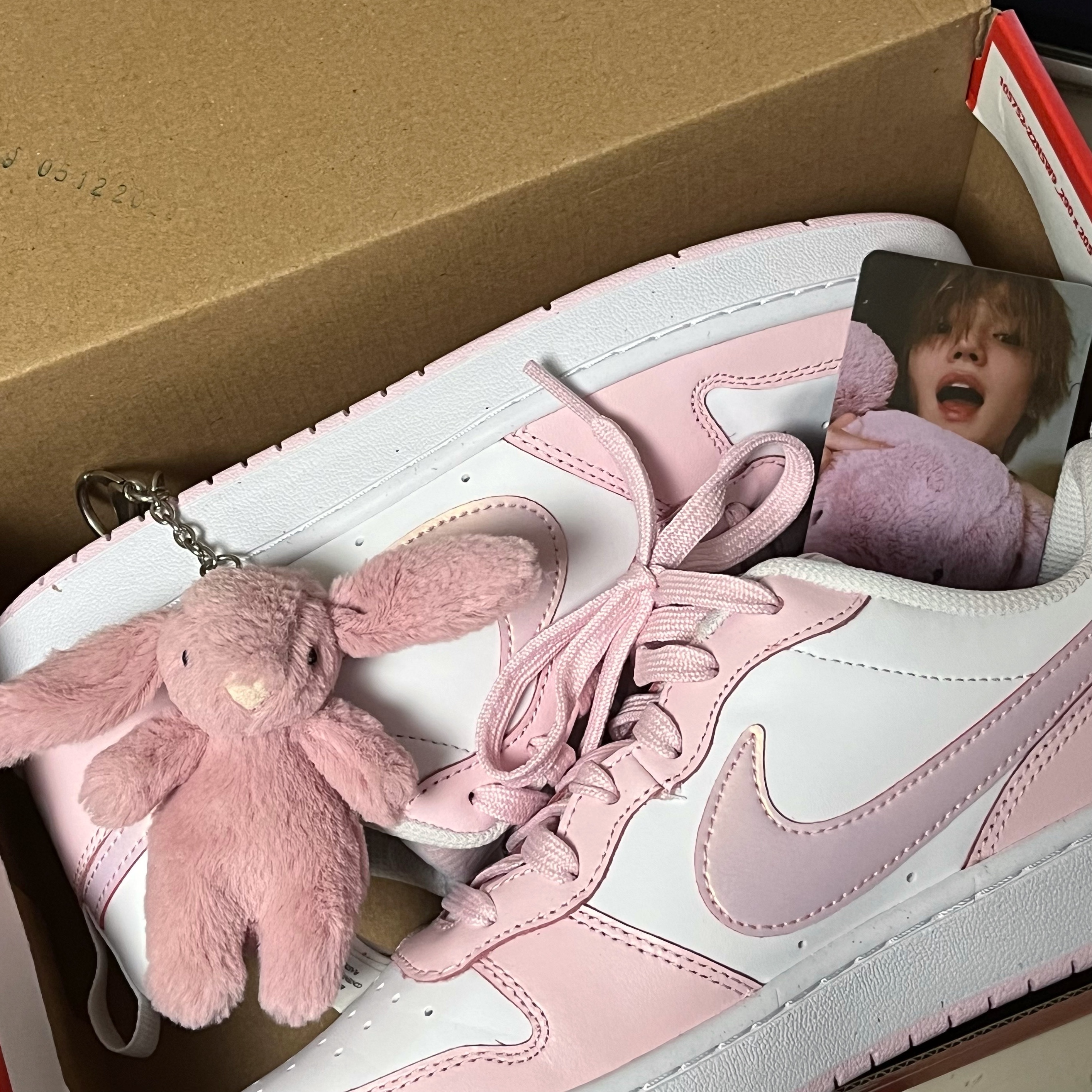 (GS) Nike Court Borough 2 SE White Pink Foam 착용 스타일