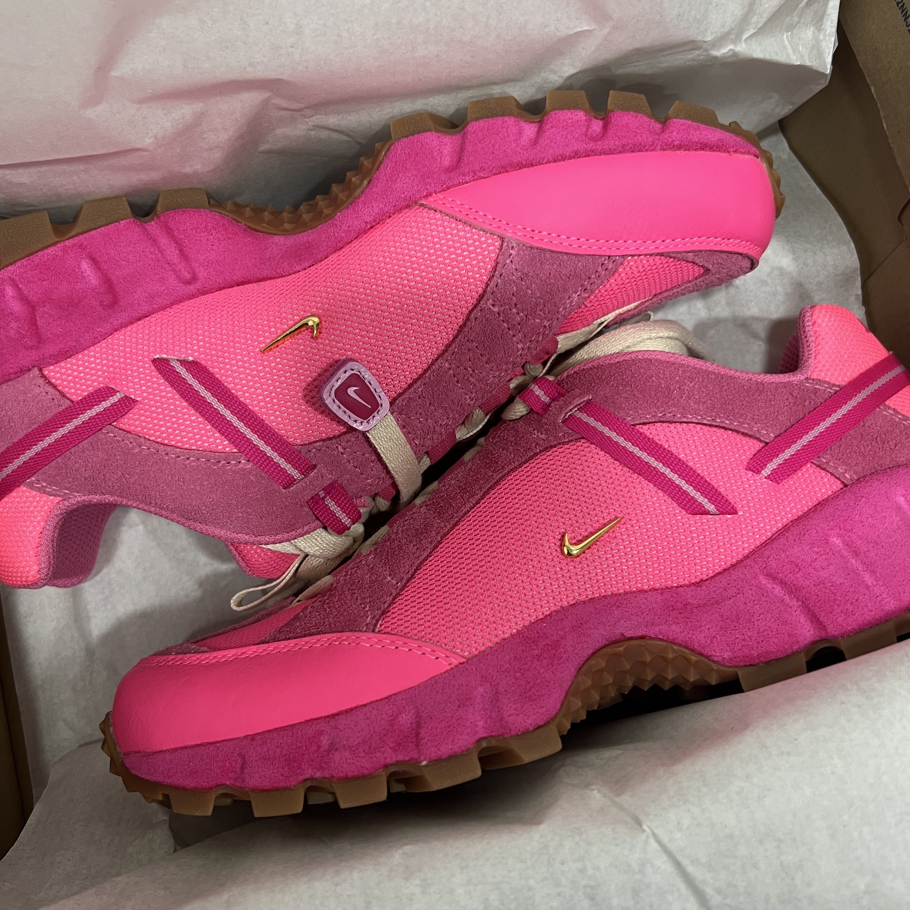 Nike x Jacquemus Air Humara LX Pink Flash 착용 스타일