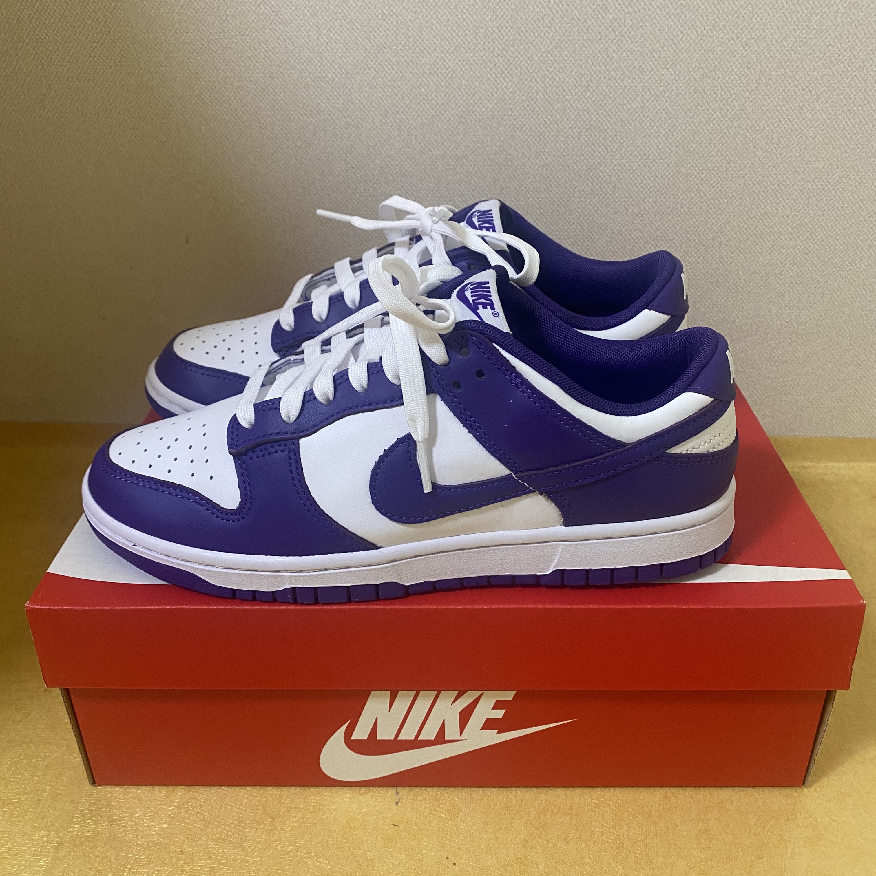 Nike Dunk Low Retro Championship Court Purple 착용 스타일 - 2
