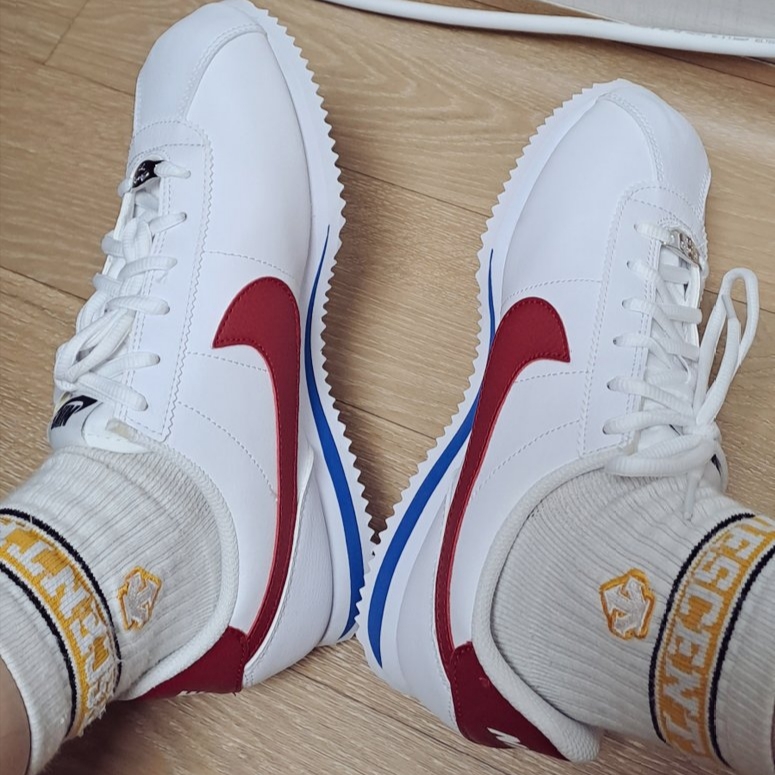 (GS) Nike Cortez Basic SL Forrest Gump 착용 스타일 - 1