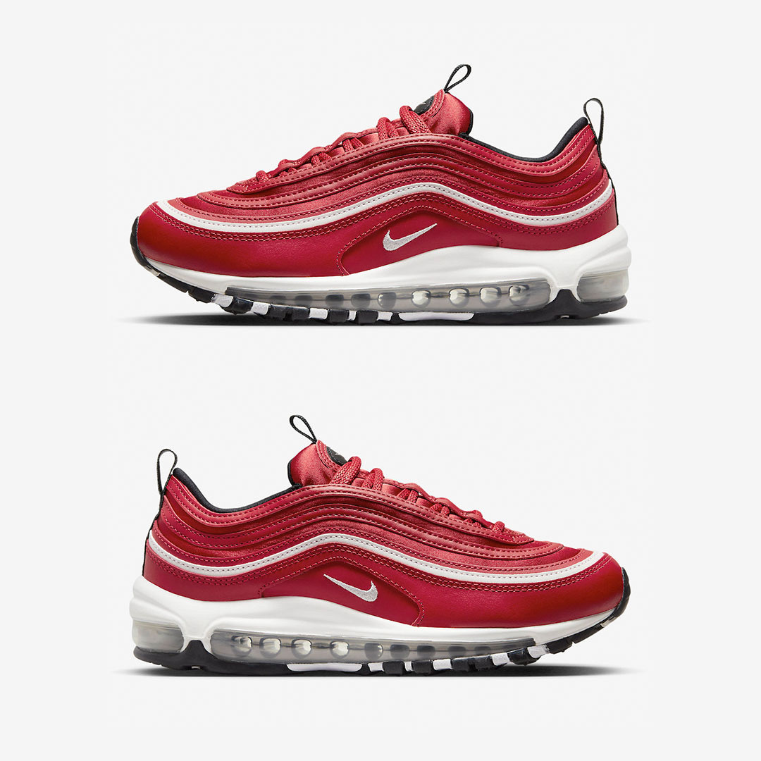 Nike Air Max 97 OG Silver Bullet 2022, (W) Nike Air Max 97 OG Silver Bullet 2022 착용 스타일 - 3
