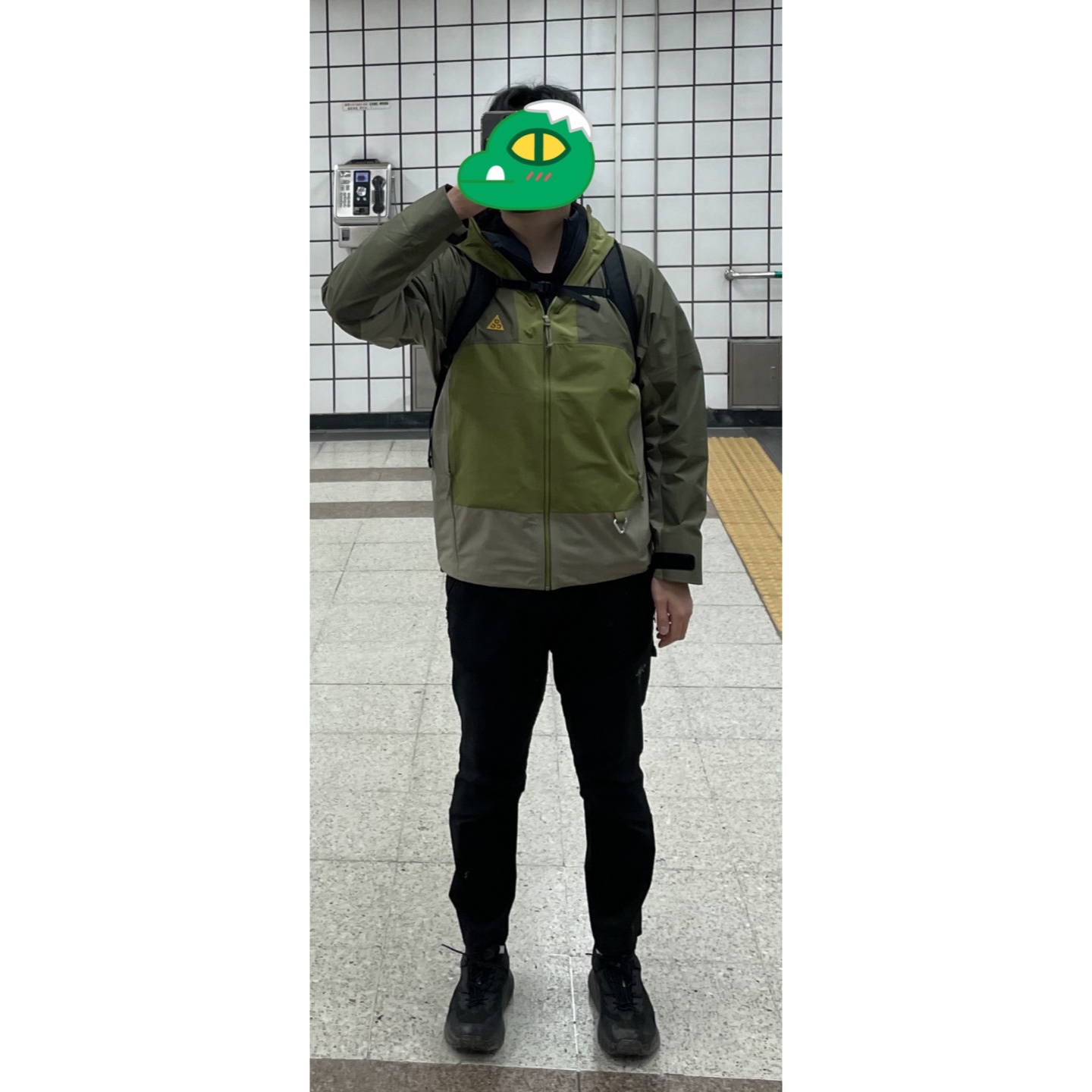 Nike ACG Storm-Fit ADV Cascade Rains Full Zip Shell Jacket Medium Olive - Asia, Arc'teryx LEAF Atom LT Hoody Gen 2 Black 착용 스타일