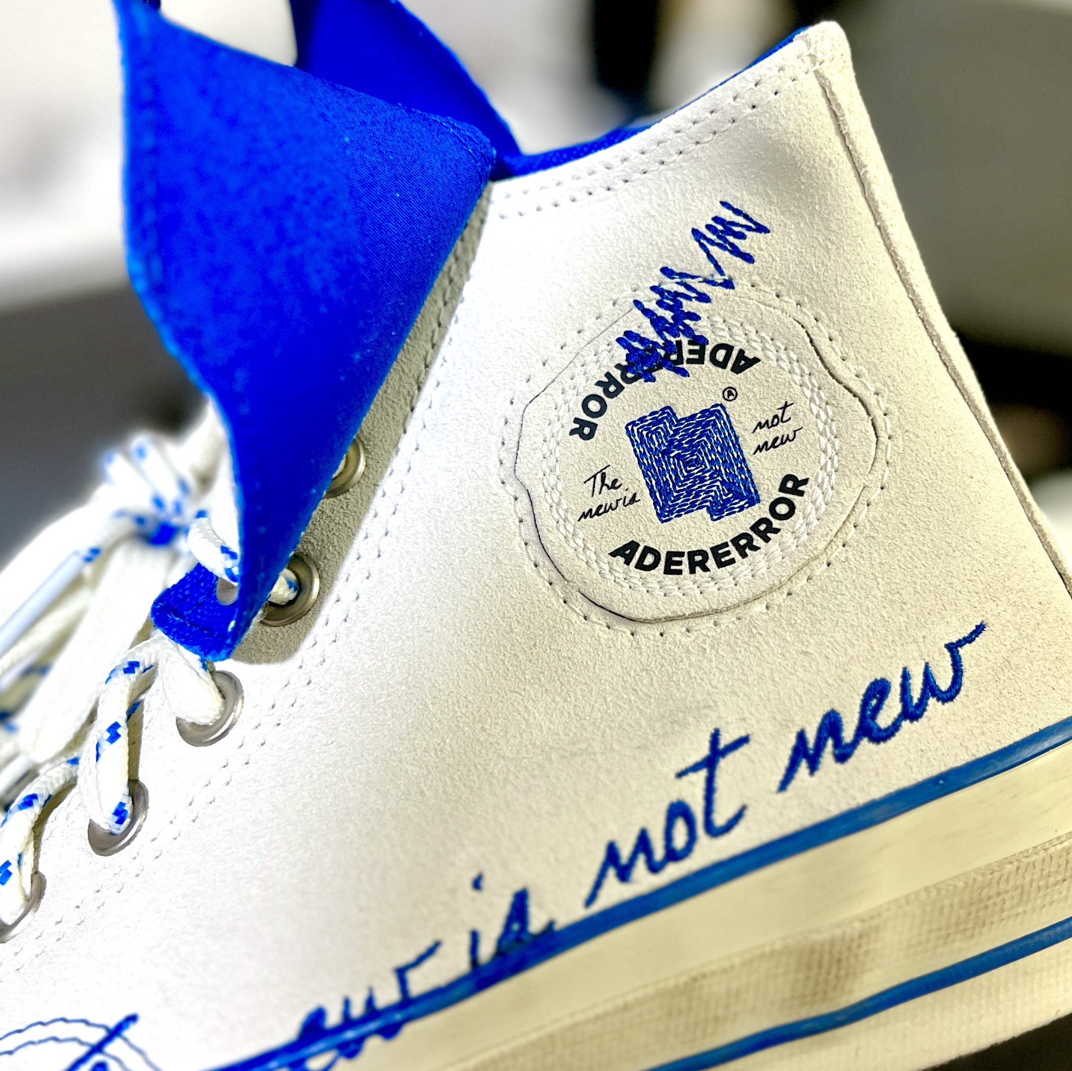 Converse x Ader Error Chuck 70 High White 착용 스타일 - 2
