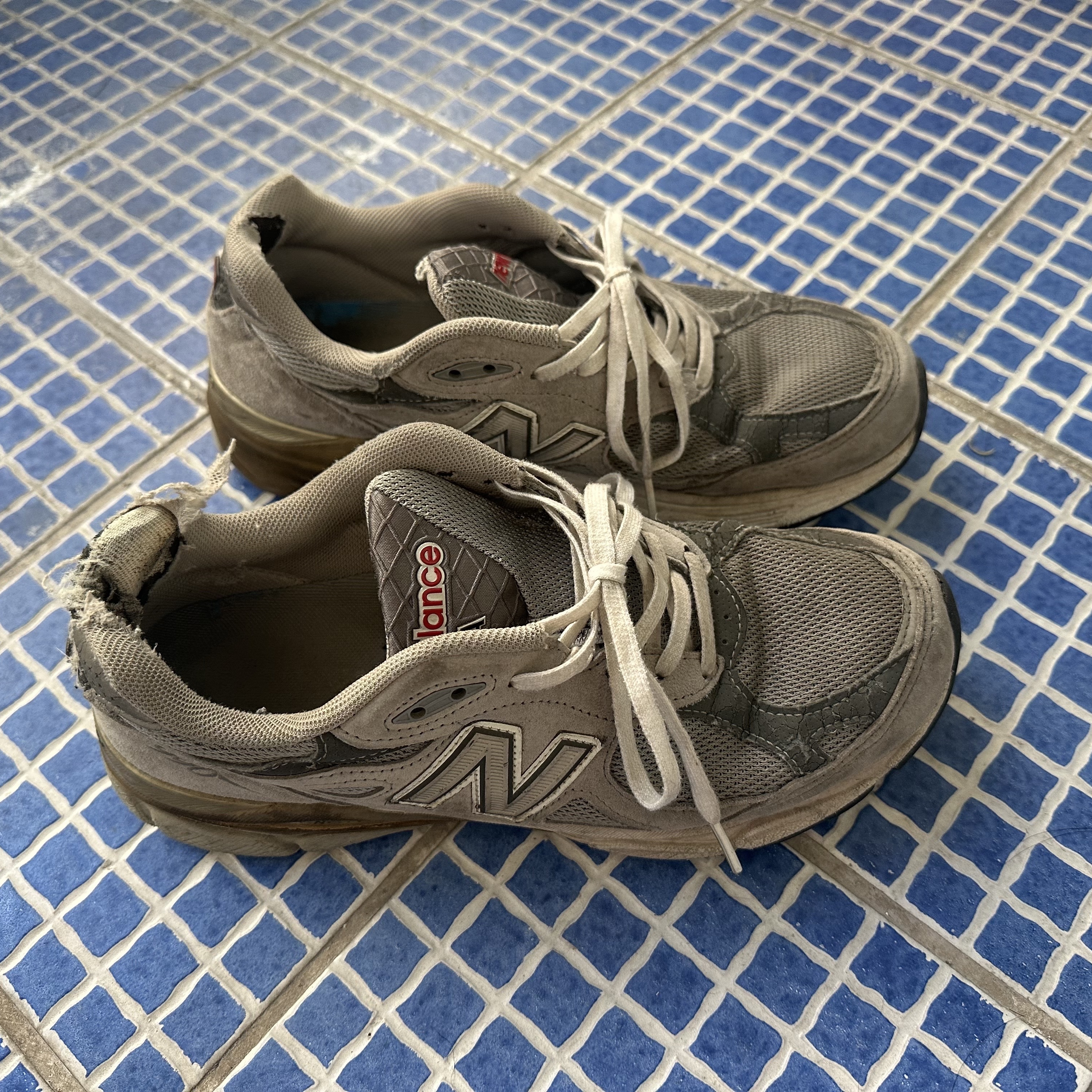 New Balance 990v3 Made in USA Grey - D Standard 착용 스타일