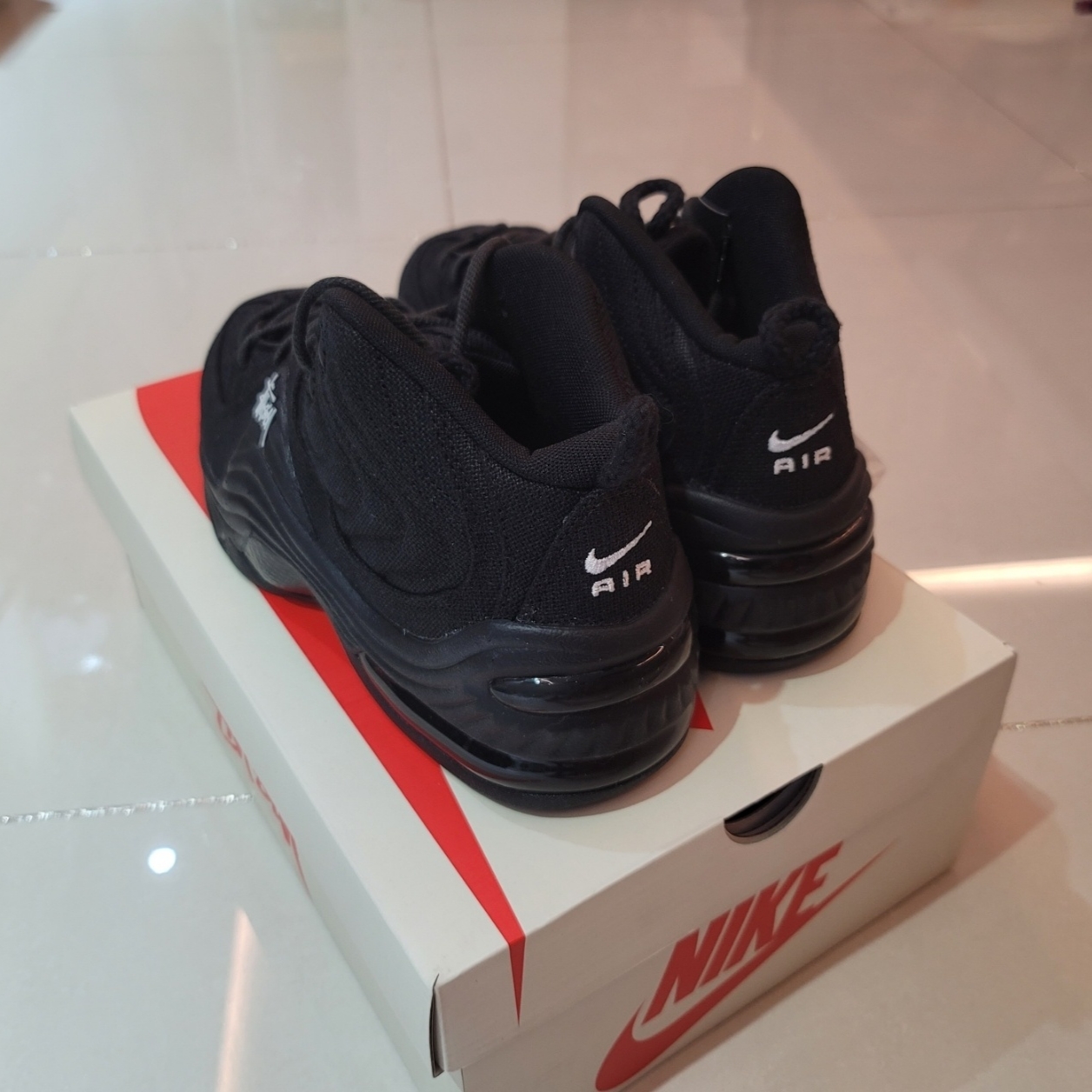 Nike x Stussy Air Penny II Black 착용 스타일 - 3