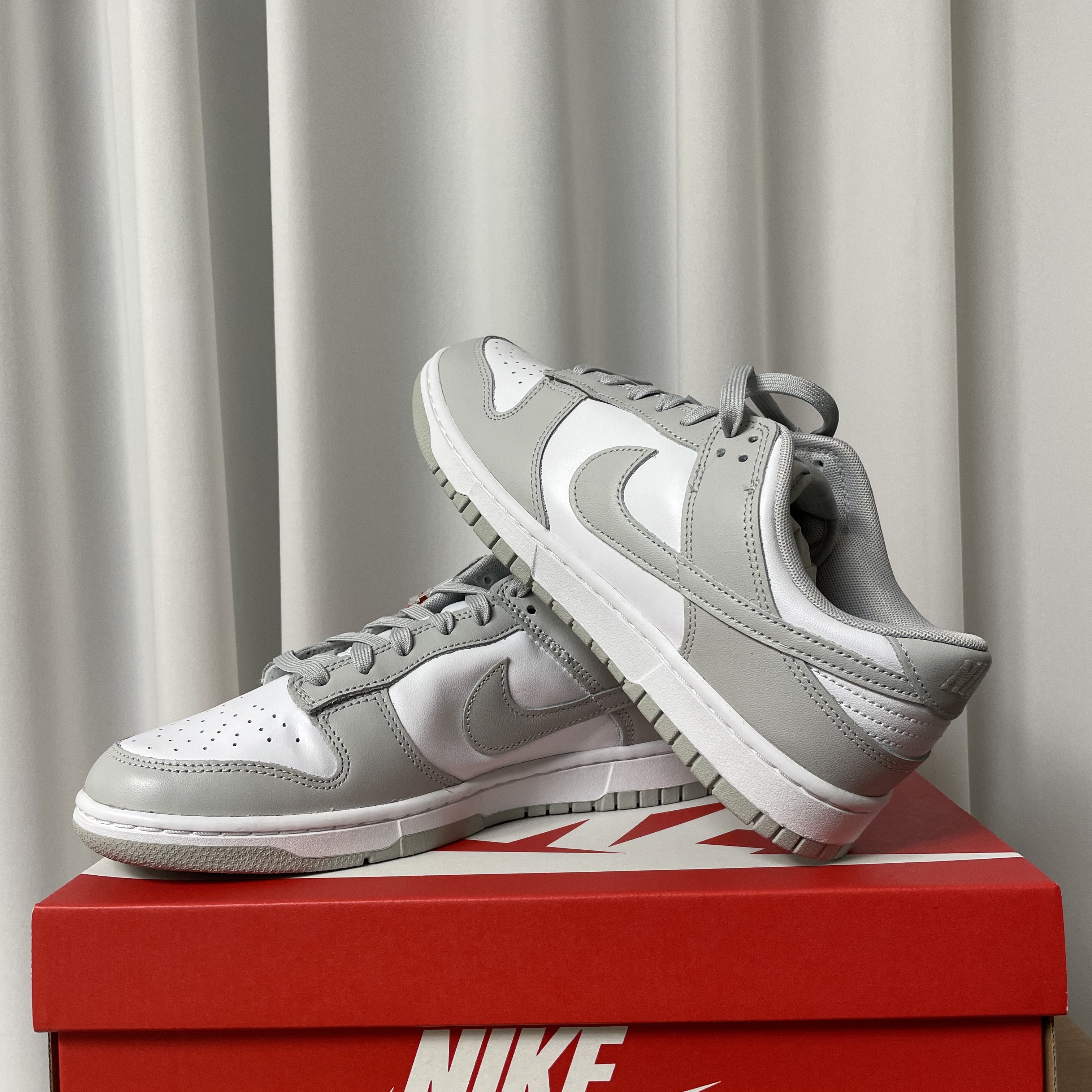 Nike Dunk Low Retro Grey Fog 착용 스타일