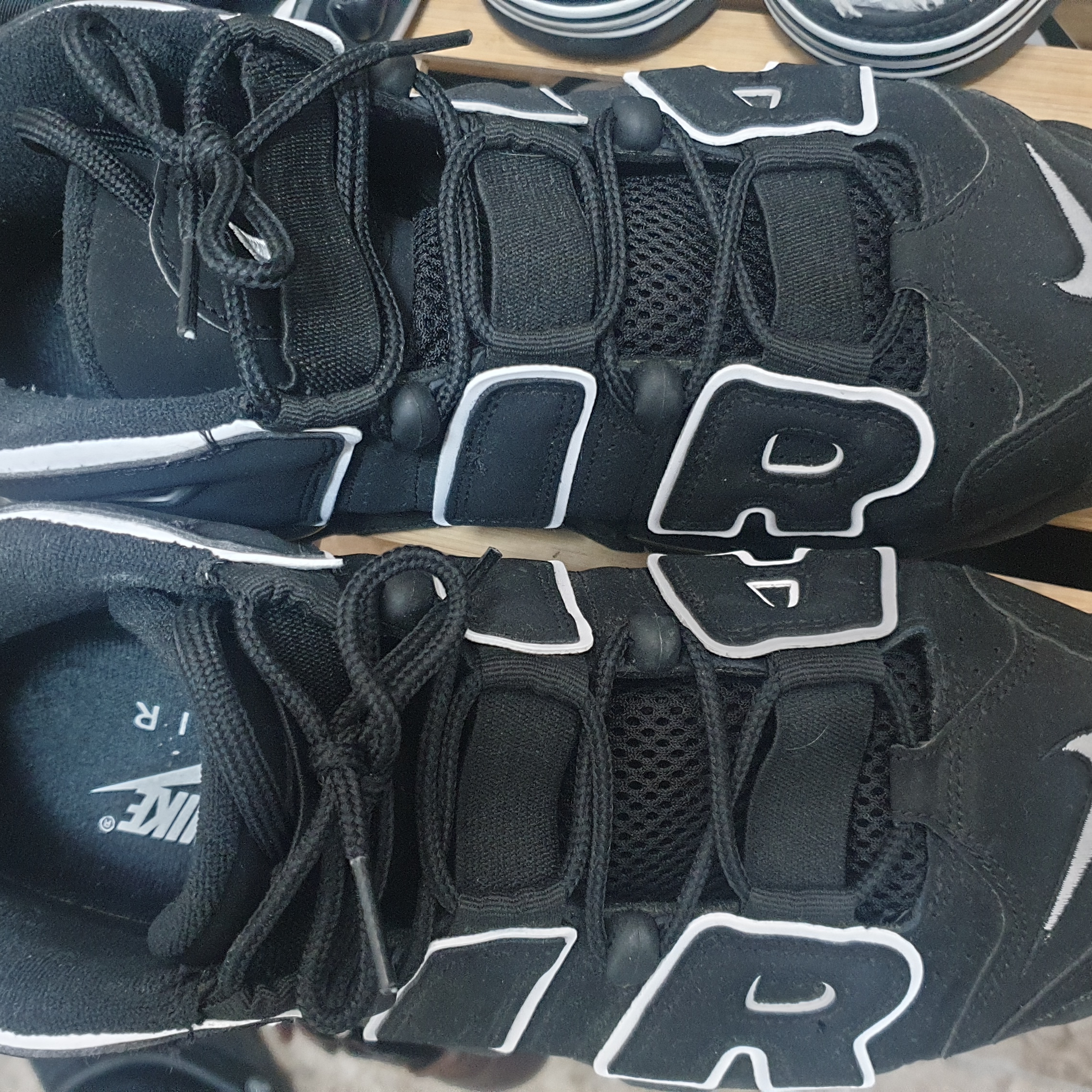 Nike Air More Uptempo Black White 2020 착용 스타일