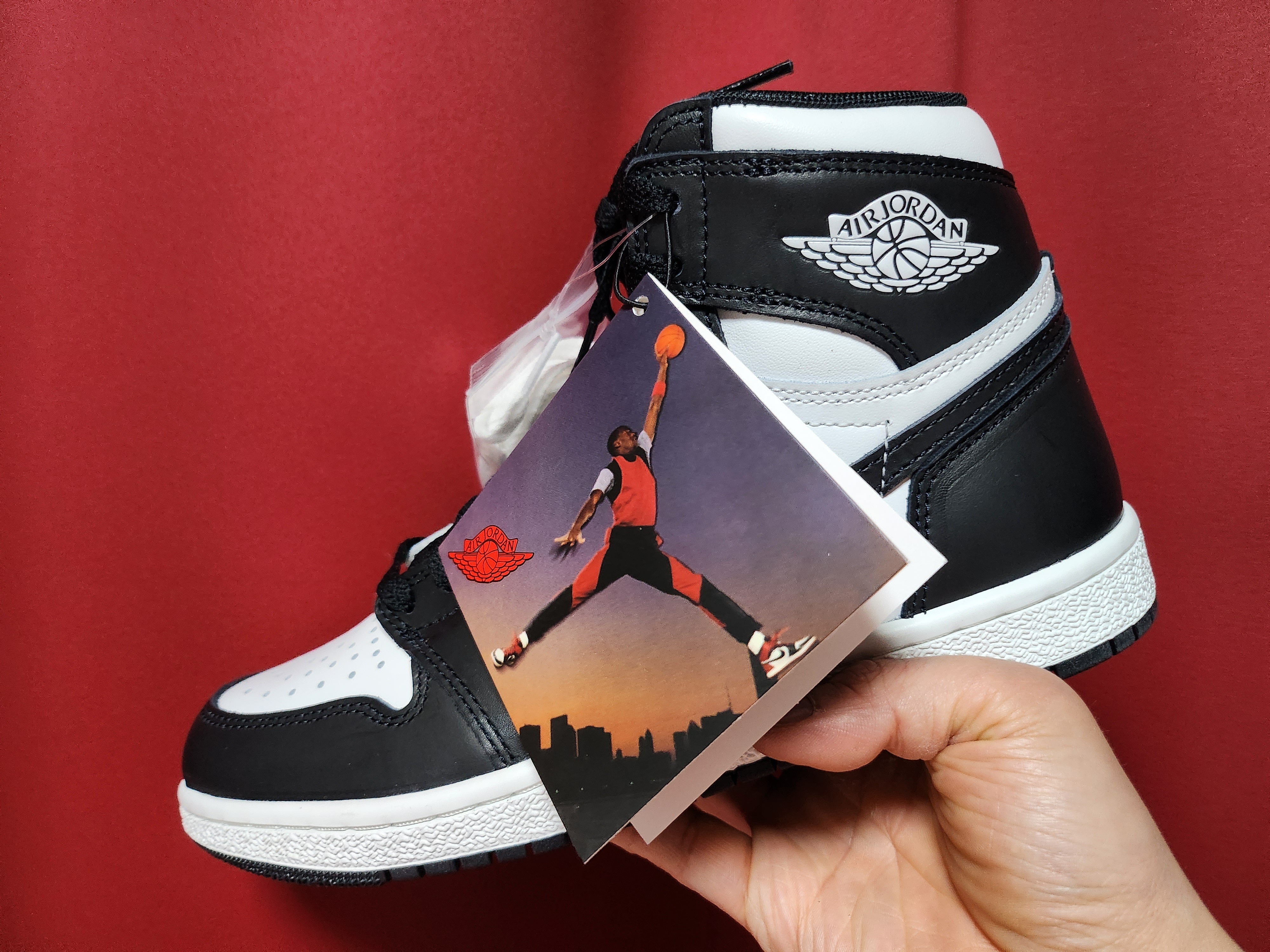 Jordan 1 High 85 Black White 착용 스타일 - 2