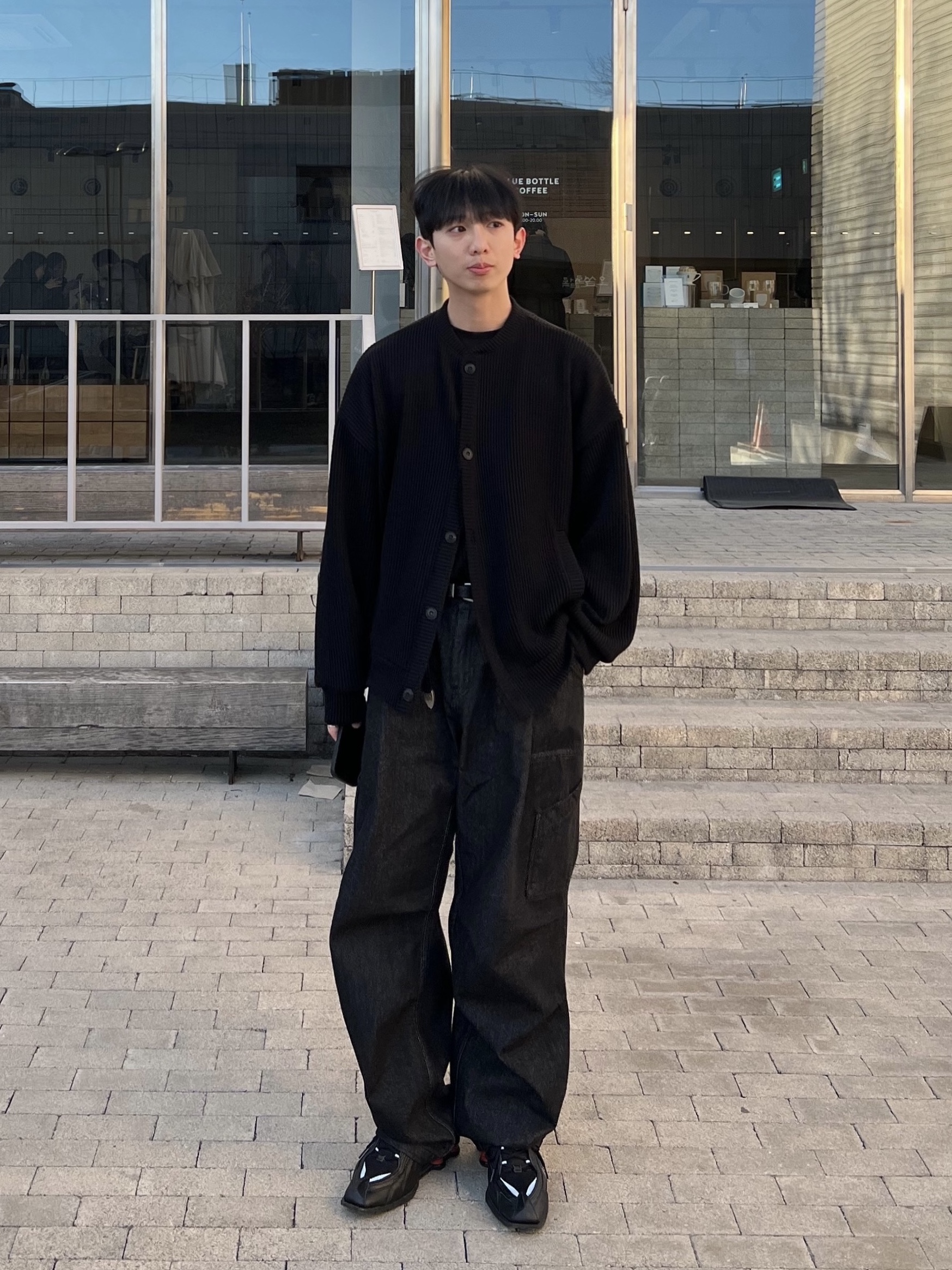 Nike x Martine Rose Shox MR4 Black, Our Legacy Belt 2cm Leather Black 착용 스타일 - 4