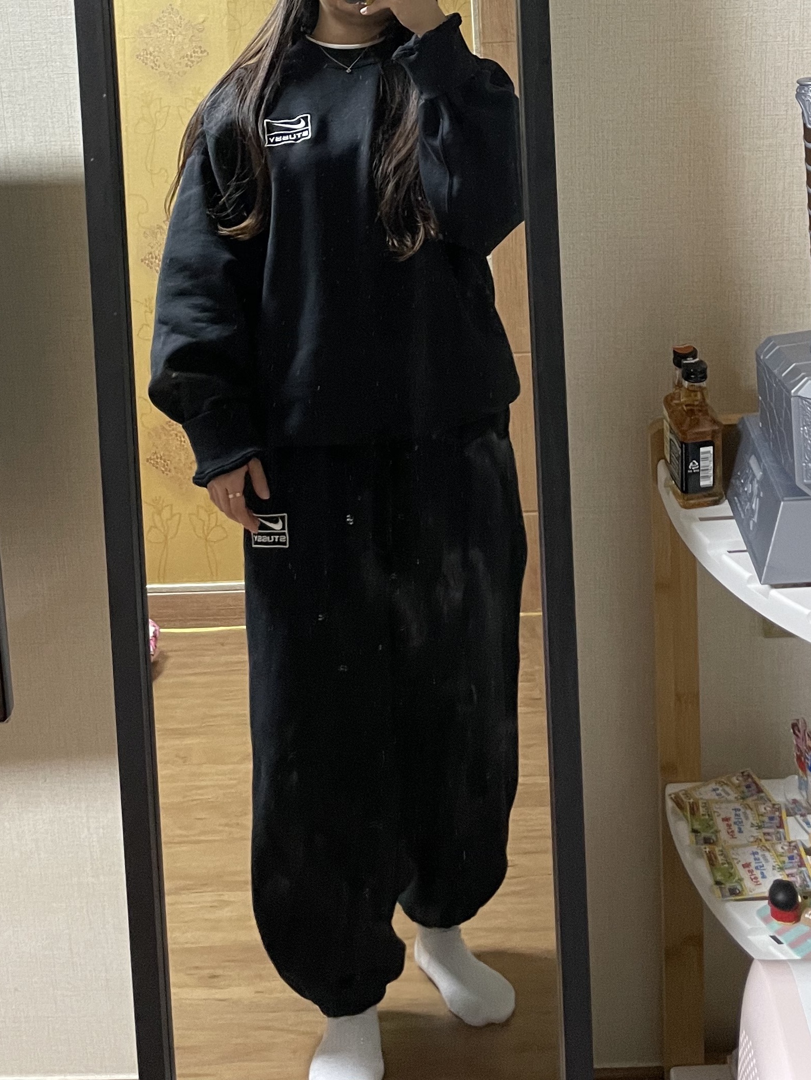 Nike x Stussy NRG Washed Fleece Pants Black (DO5296-010) 착용 스타일