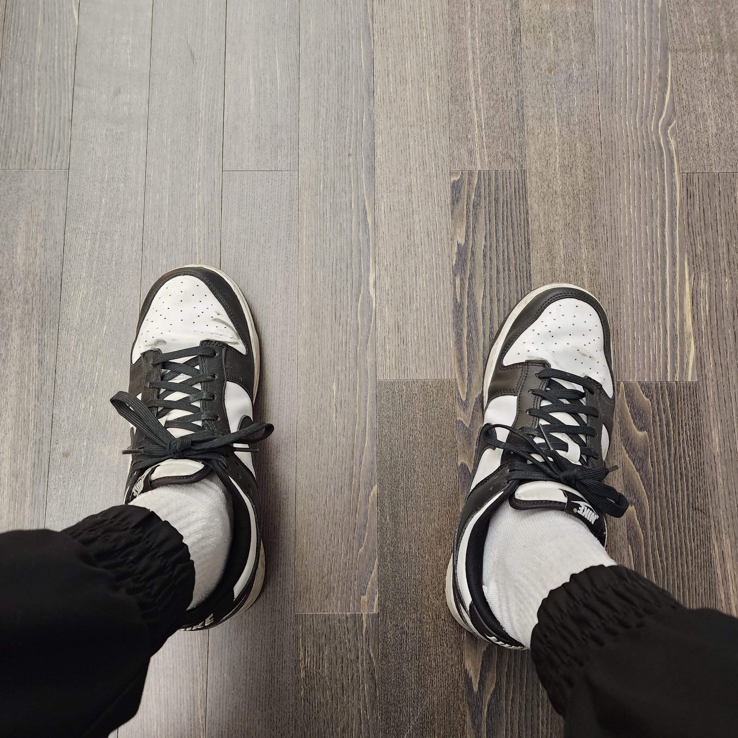 Nike Dunk Low Retro Black 착용 스타일