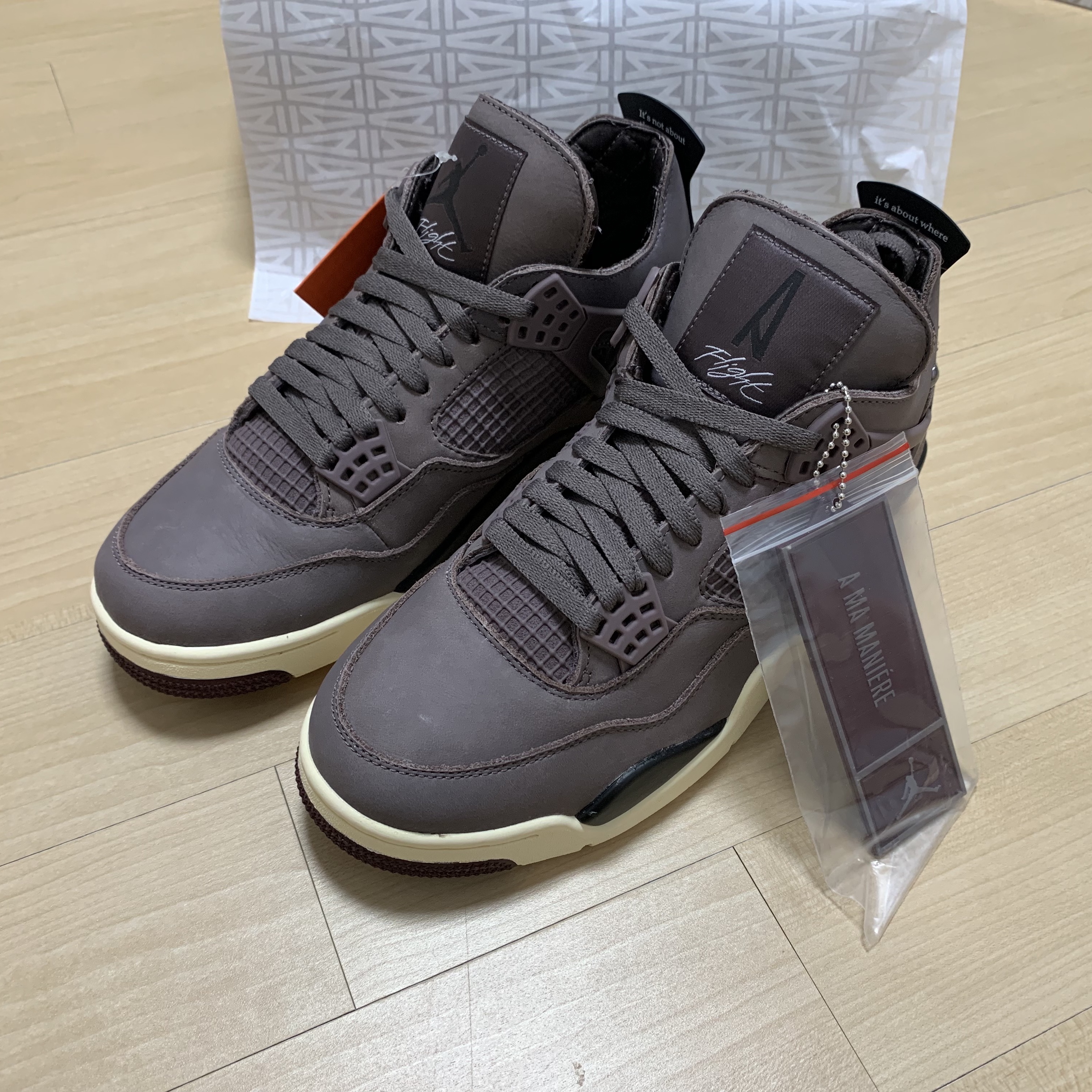 Jordan 4 x A Ma Maniere Retro Violet Ore 착용 스타일