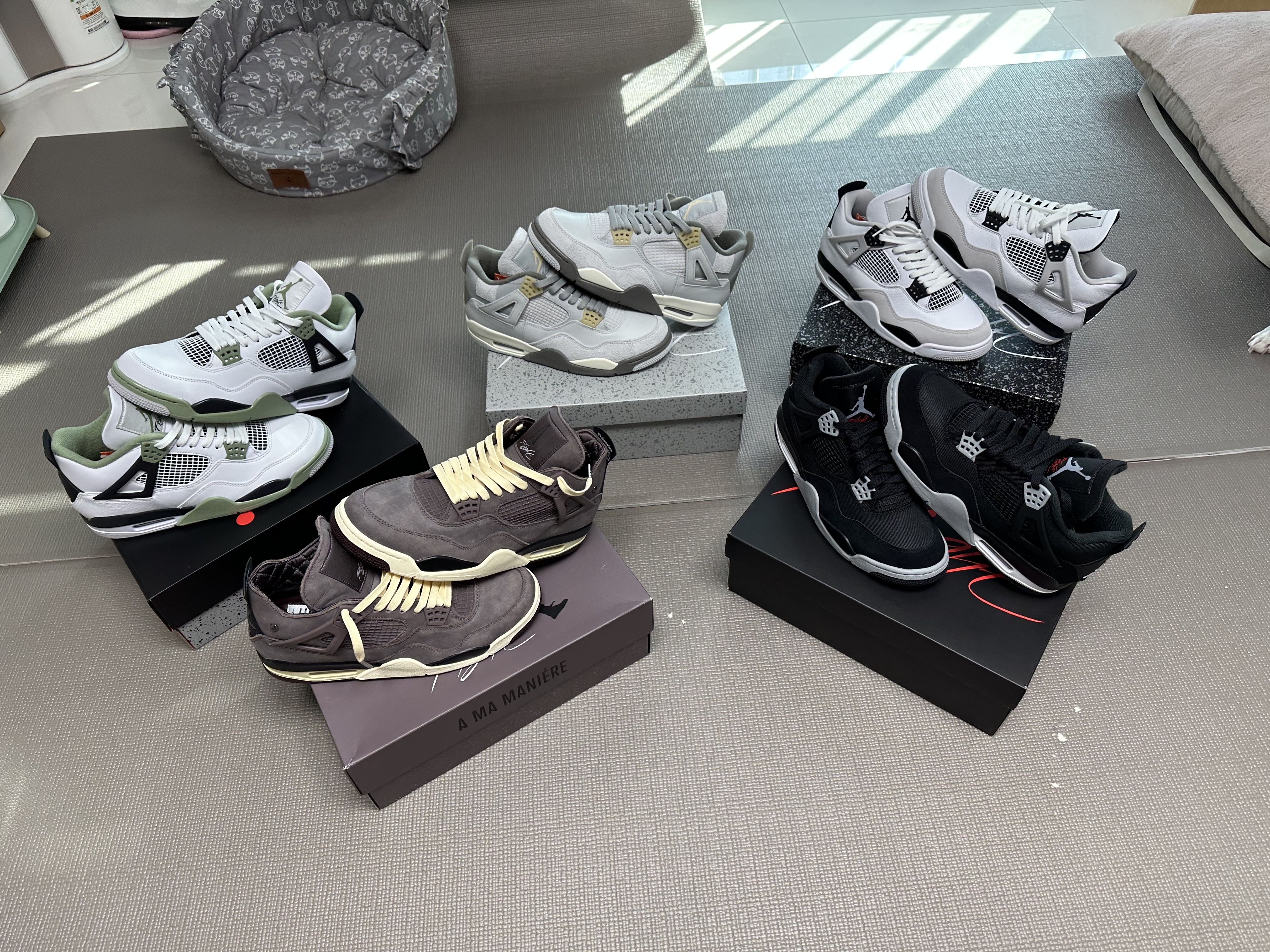 Jordan 4 x A Ma Maniere Retro Violet Ore, (W) Jordan 4 Retro Oil Green 착용 스타일