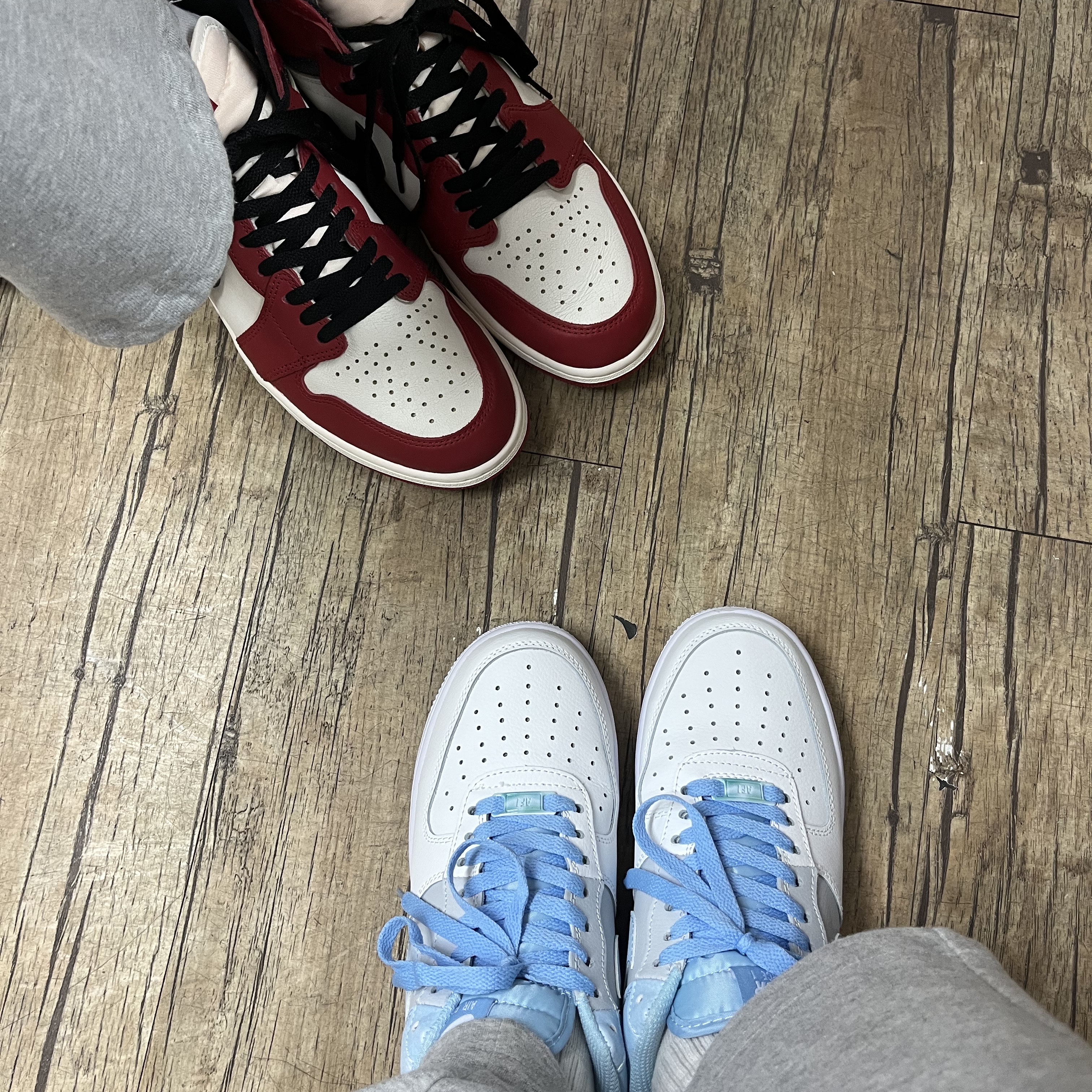 Nike Air Force 1 '07 LV8 Psychic Blue, Jordan 1 Retro High OG Chicago 2022 착용 스타일 - 2