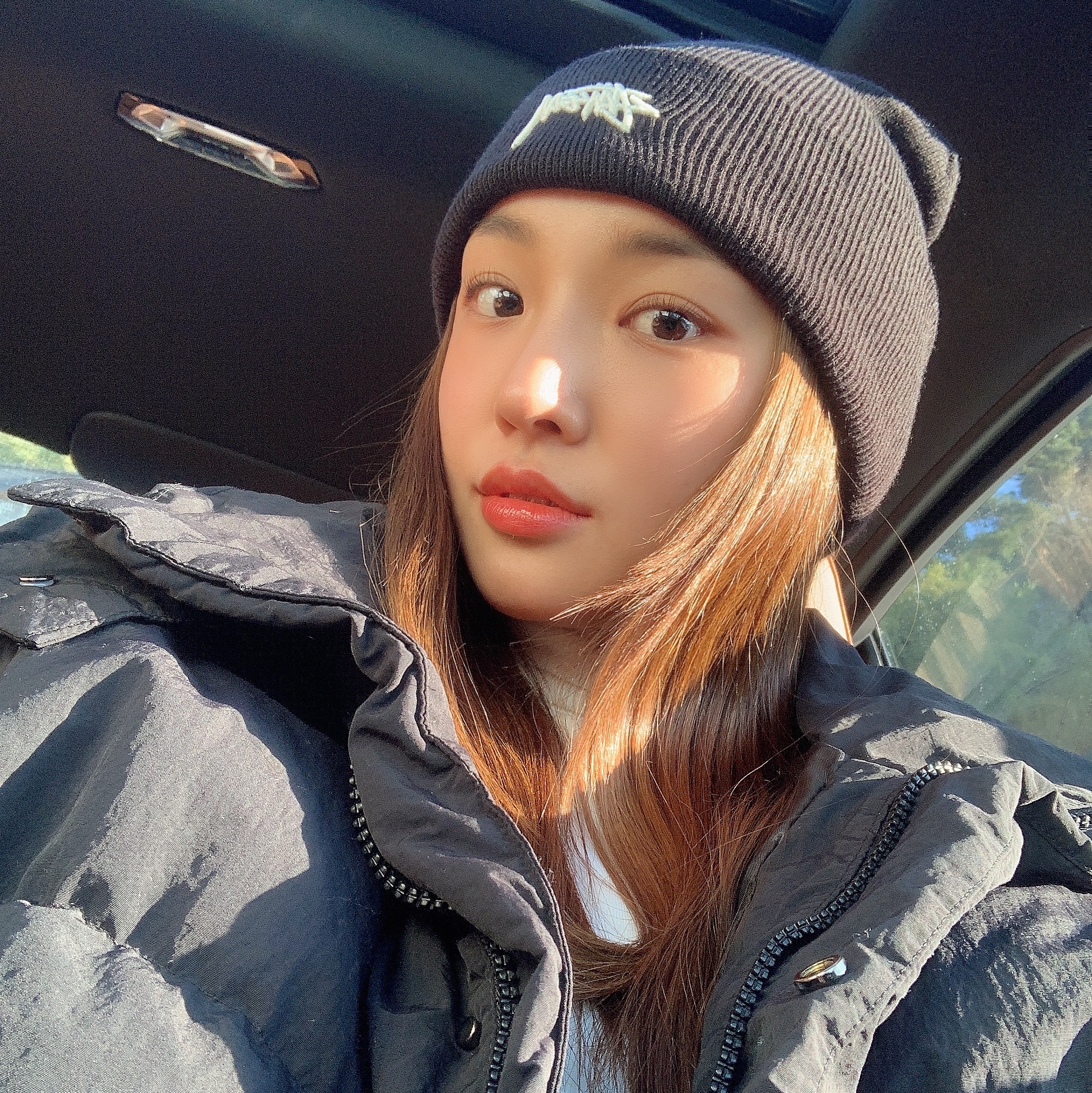 Nike x Stussy NRG Cuffed Beanie Black 착용 스타일