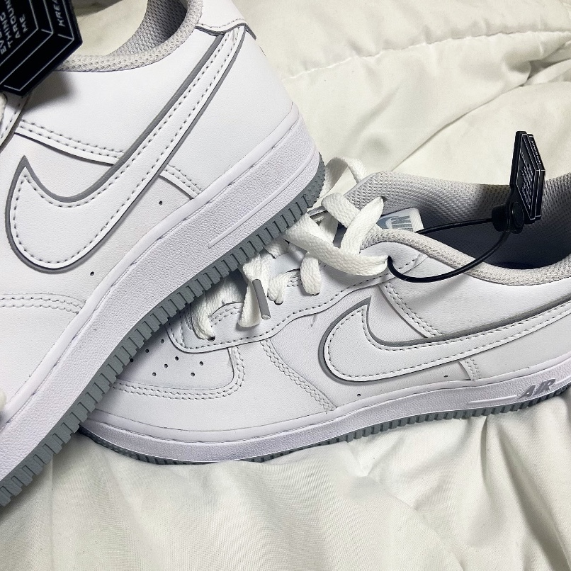 (GS) Nike Air Force 1 White Wolf Grey 착용 스타일