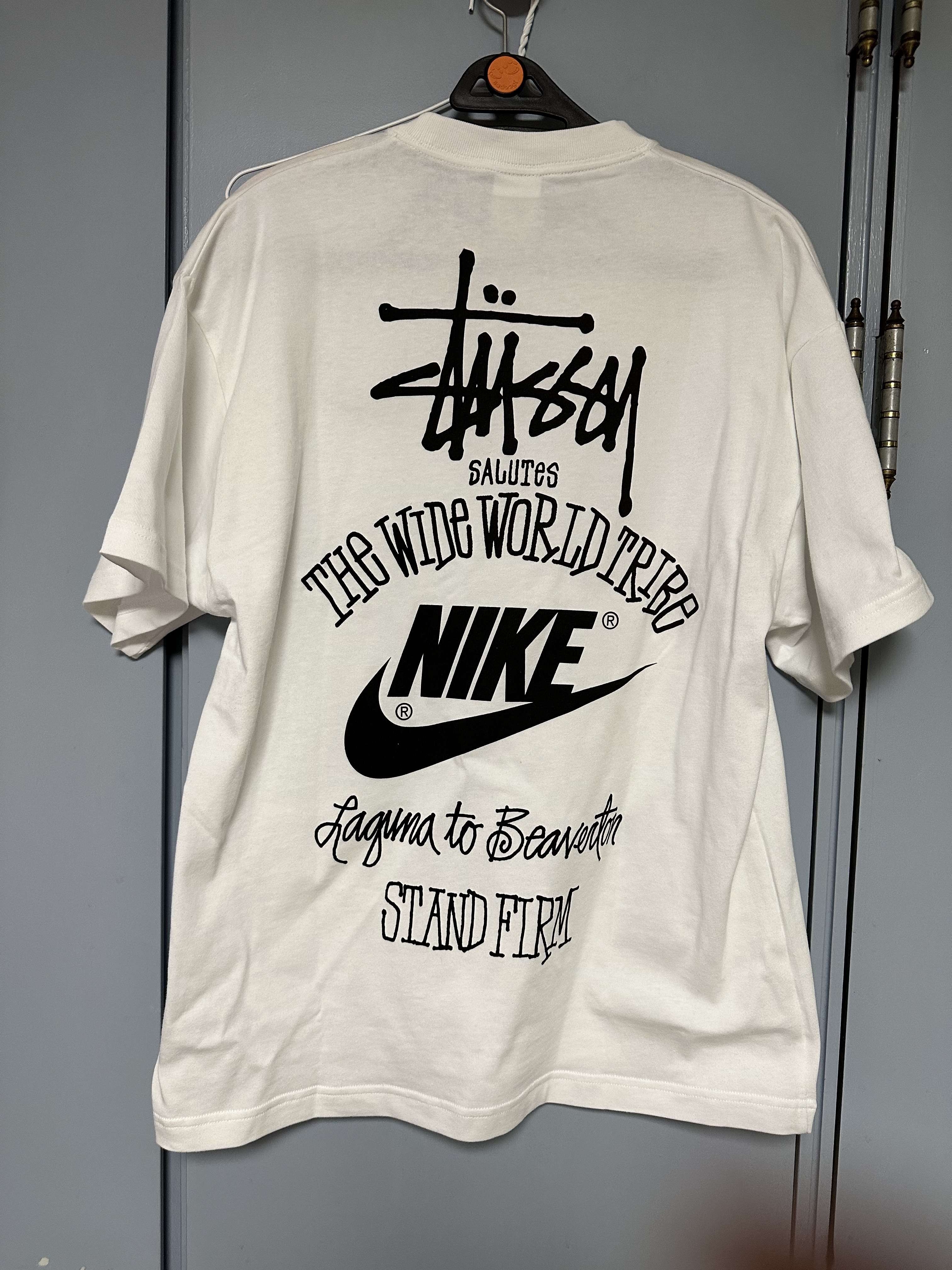 Nike x Stussy T-Shirt White (DV1774-100) 착용 스타일