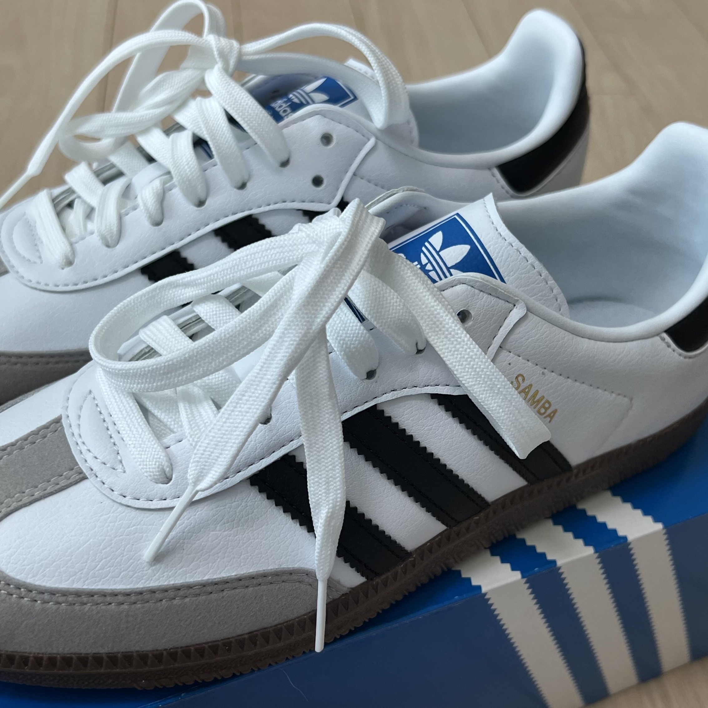 Adidas Samba Vegan White Black 착용 스타일 - 1