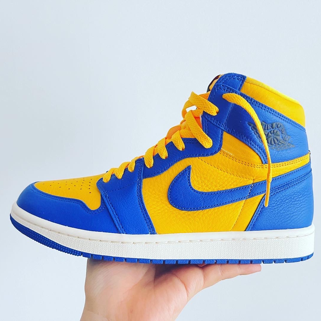 (W) Jordan 1 Retro High OG Game Royal and Varsity Maize 착용 스타일 - 2