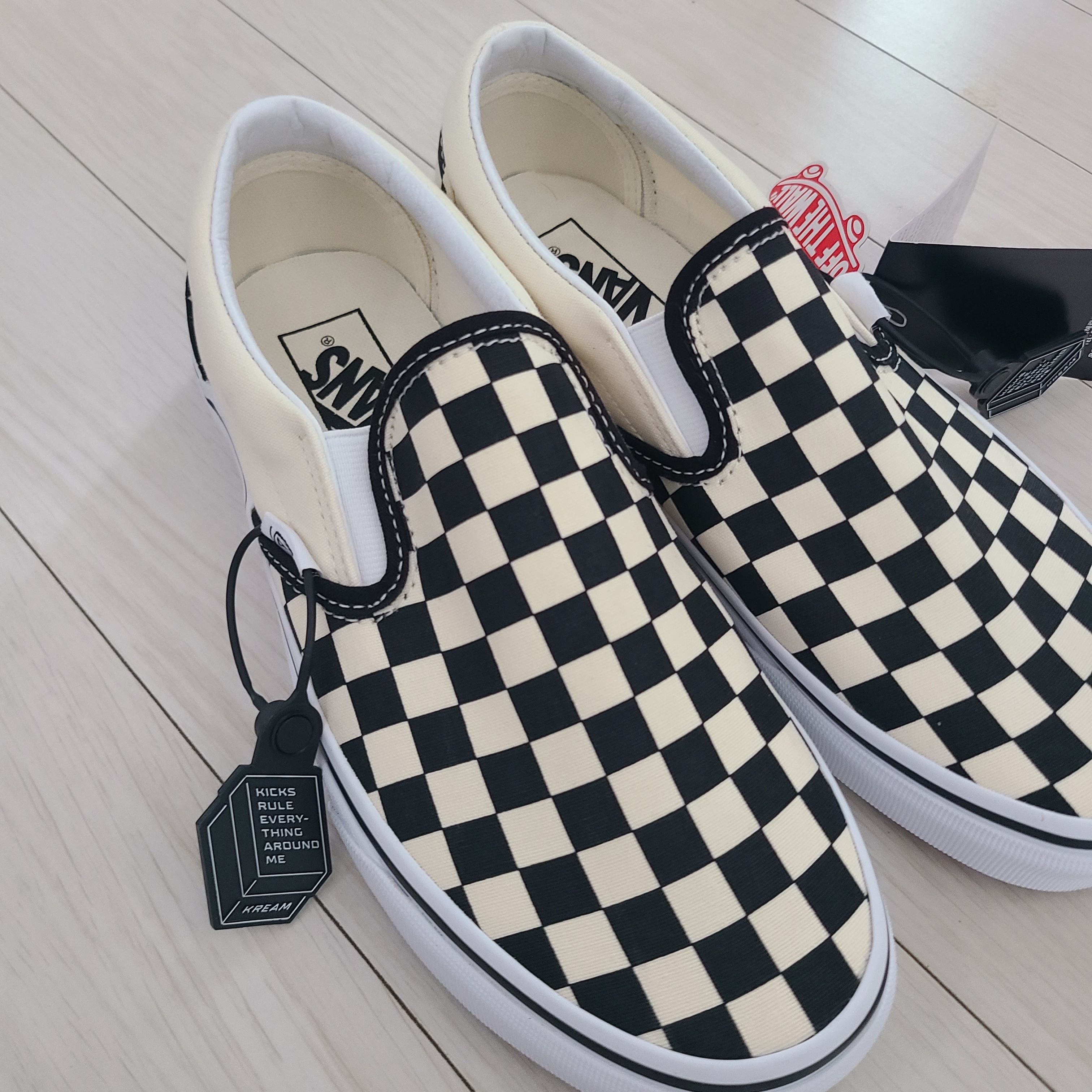 Vans Slip-On Checkerboard 착용 스타일