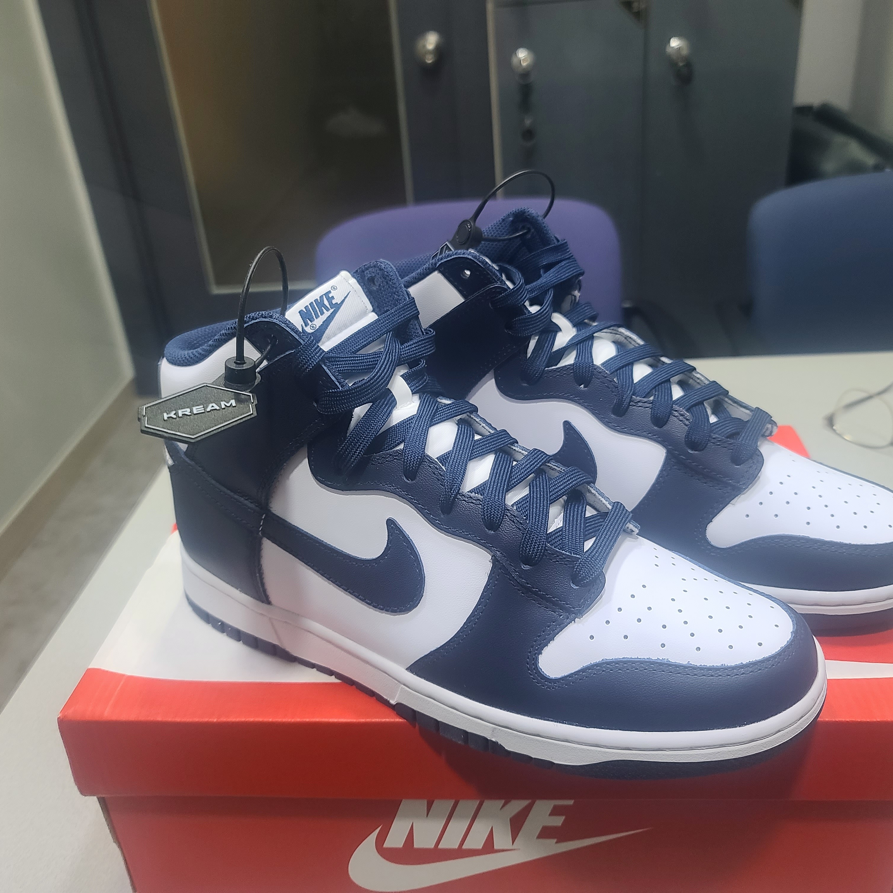 Nike Dunk High Retro Championship Navy 착용 스타일 - 1