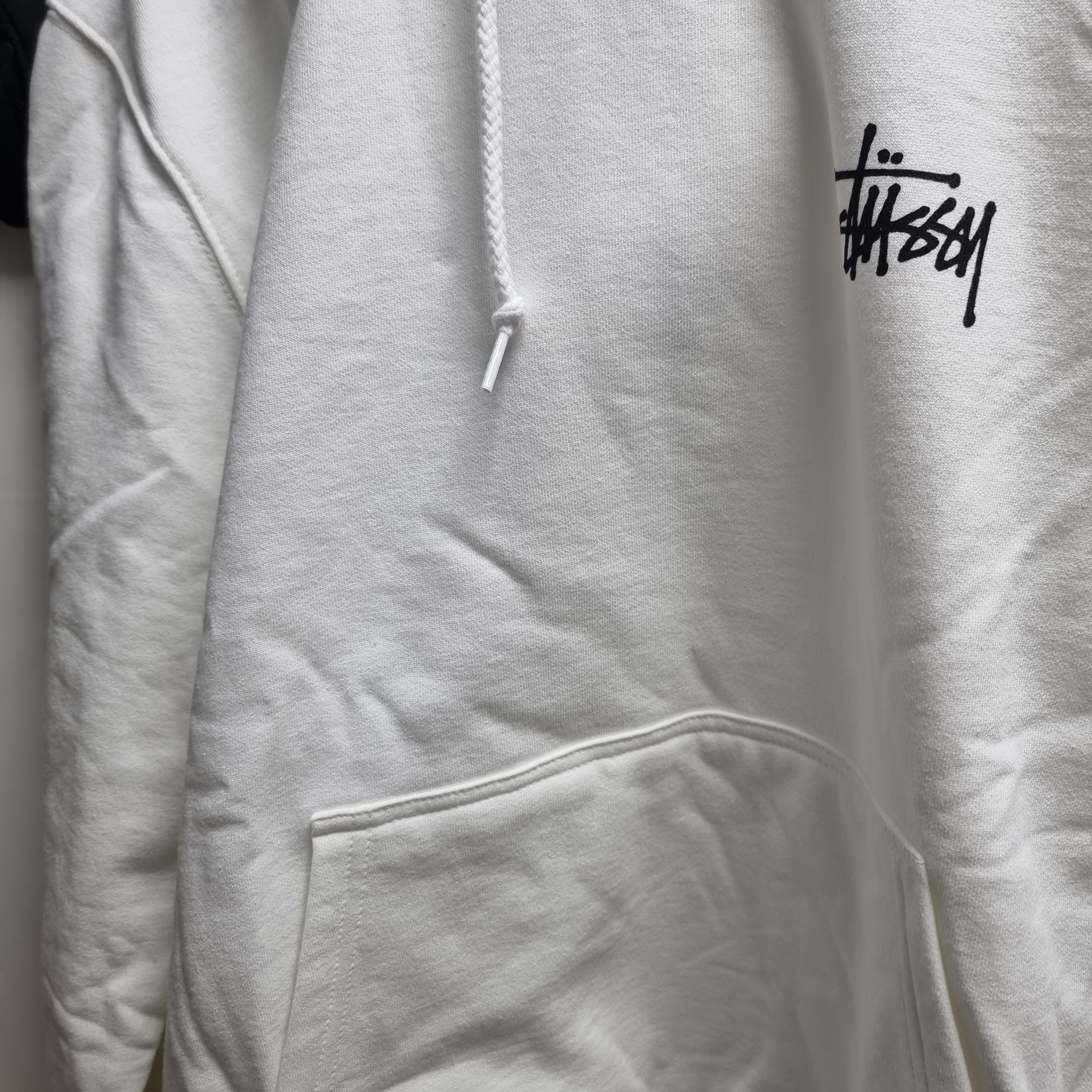 Stussy Basic Stussy Hoodie White 2022 착용 스타일