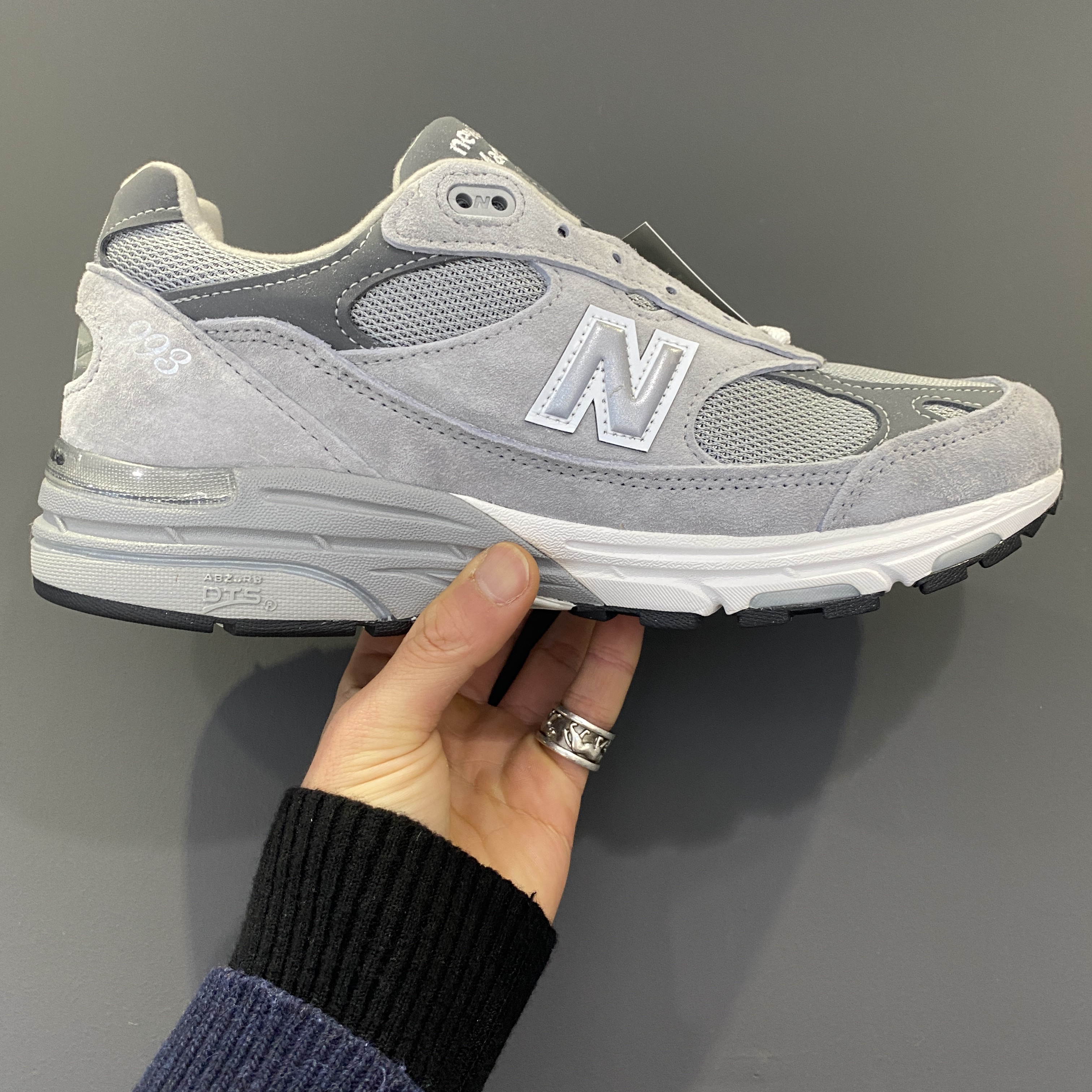 New Balance 993 Made in USA Grey - D Standard 착용 스타일