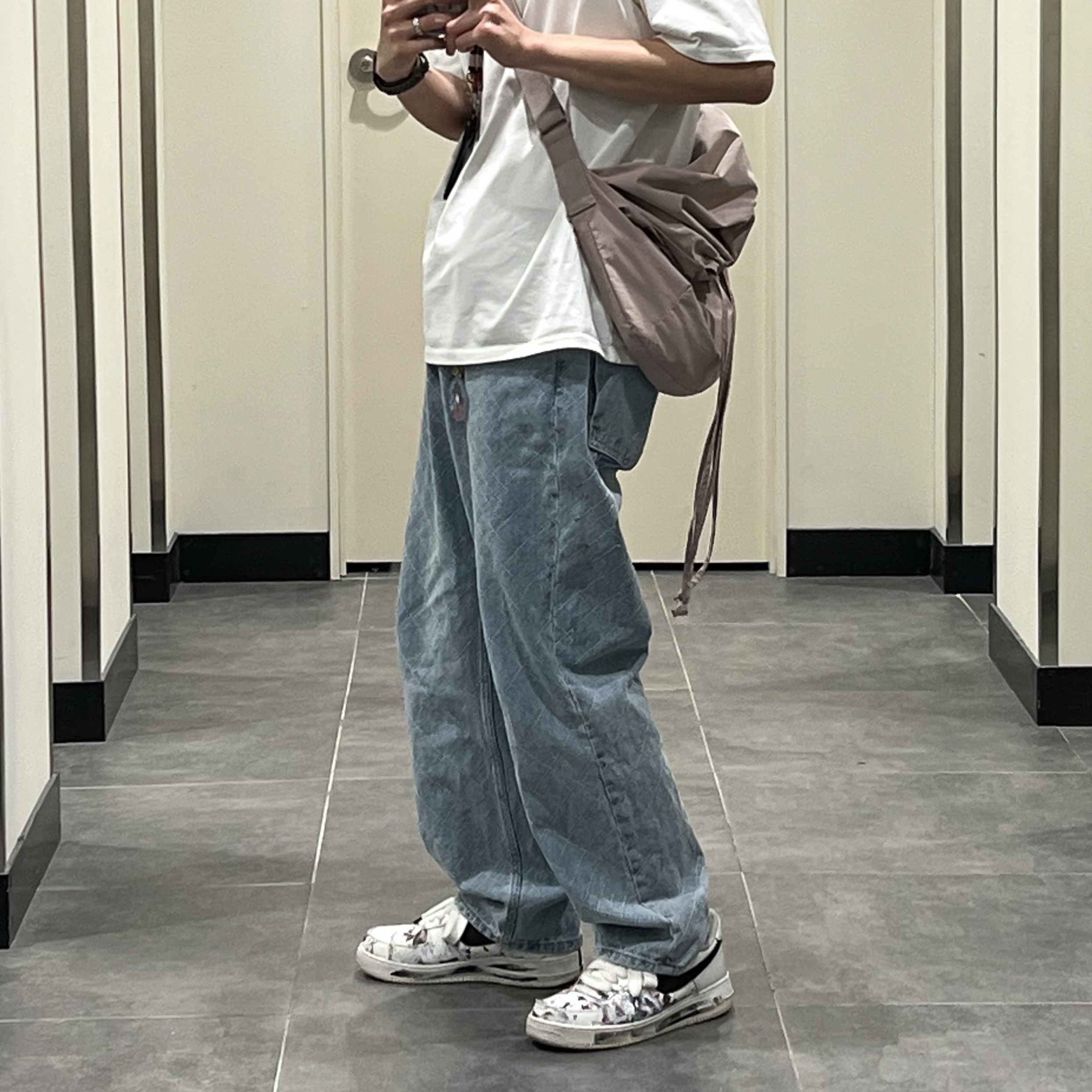 Nike x Peaceminusone Air Force 1 Low Para-Noise 2.0, Uniqlo U Drawstring Shoulder Bag Pink 착용 스타일