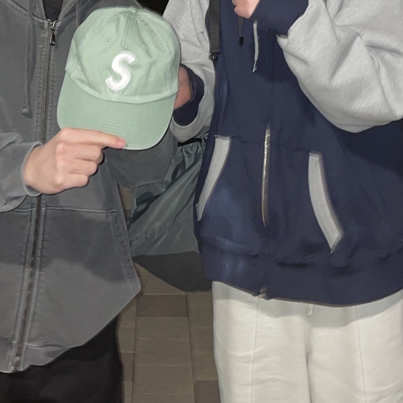 Supreme Pigment Print S Logo 6-Panel Light Sage - 22FW 착용 스타일