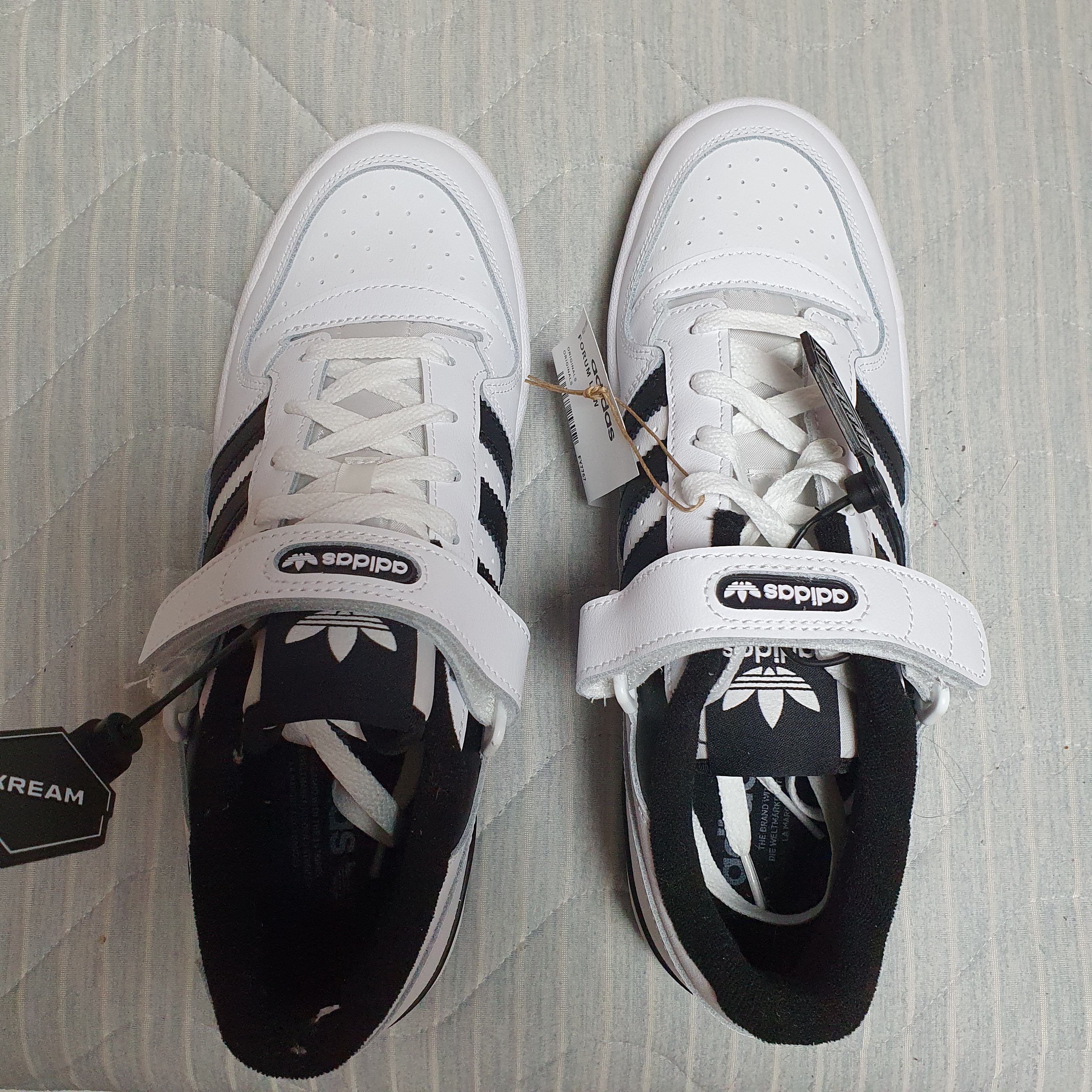 Adidas Forum Low White Black 착용 스타일
