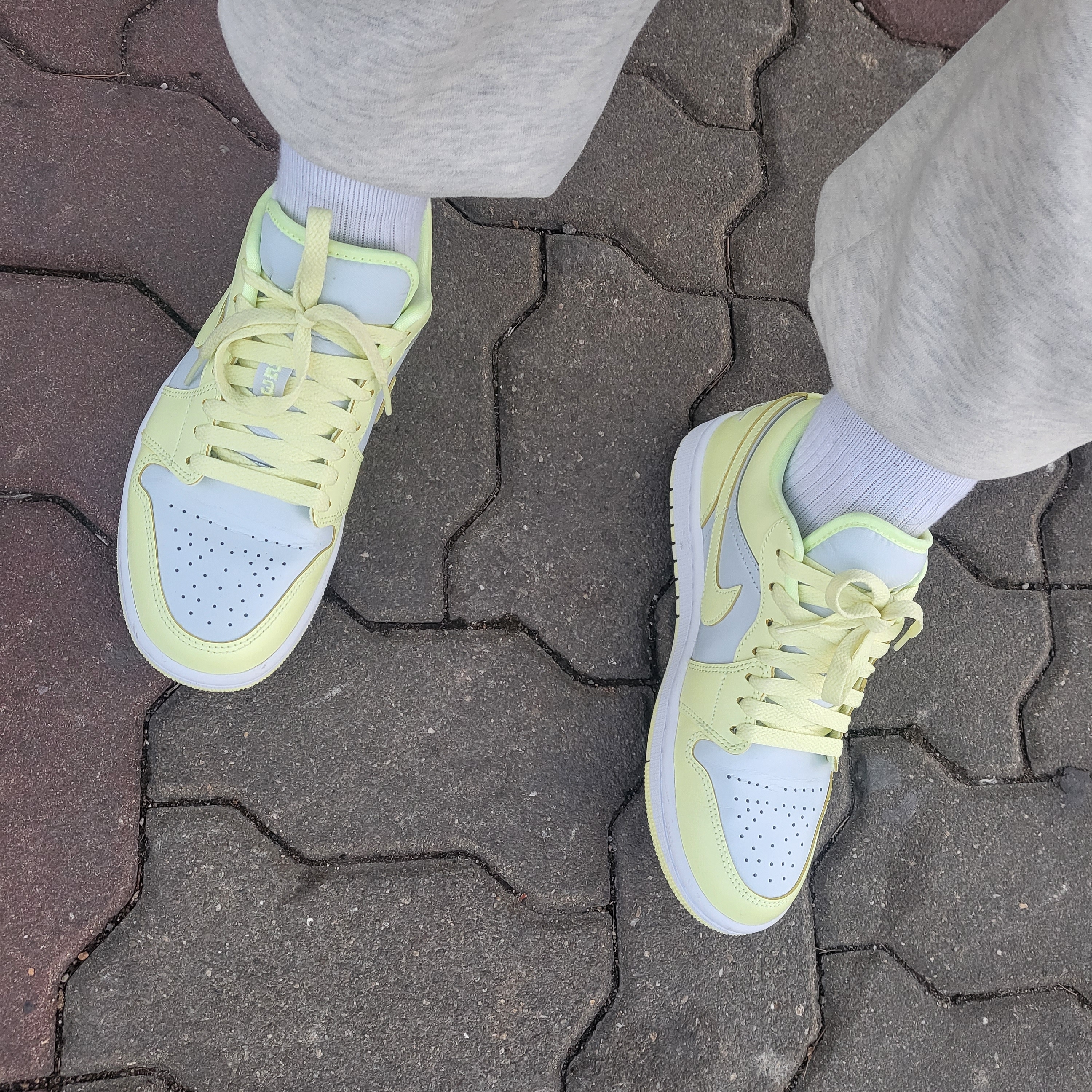(W) Jordan 1 Low Citron Tint 착용 스타일