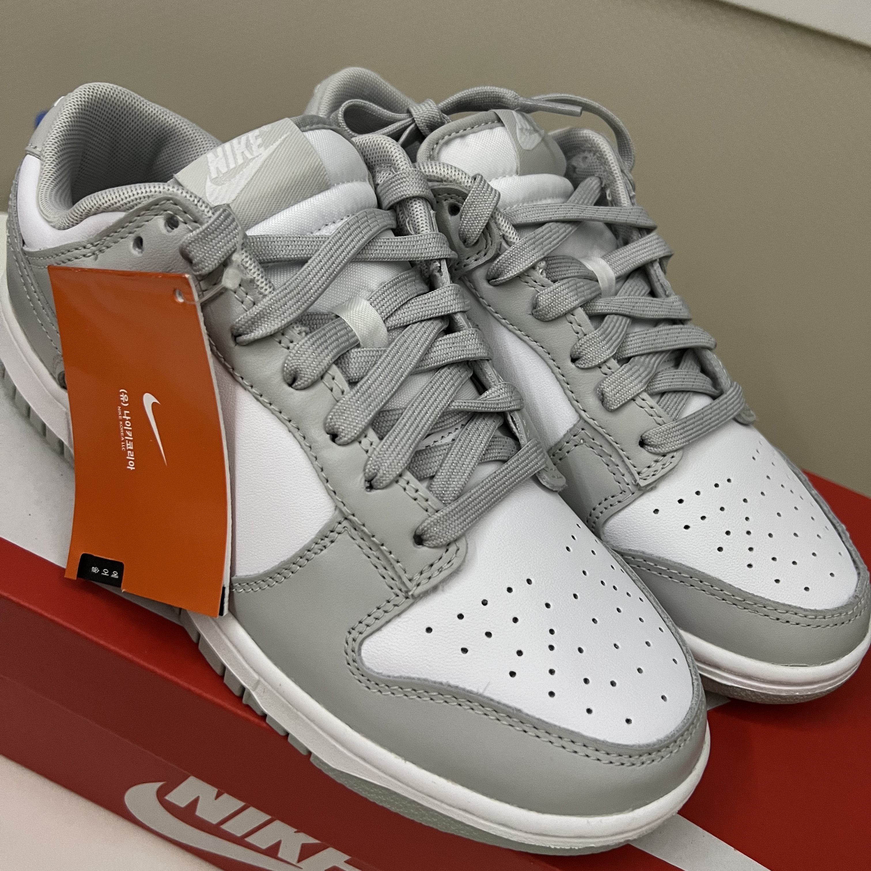 Nike Dunk Low Retro Grey Fog 착용 스타일 - 2