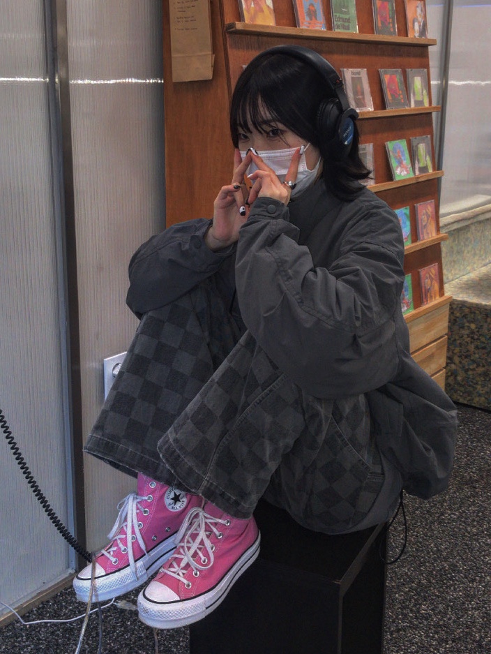 Converse Chuck 70 High Seasonal Color Amber Pink 착용 스타일