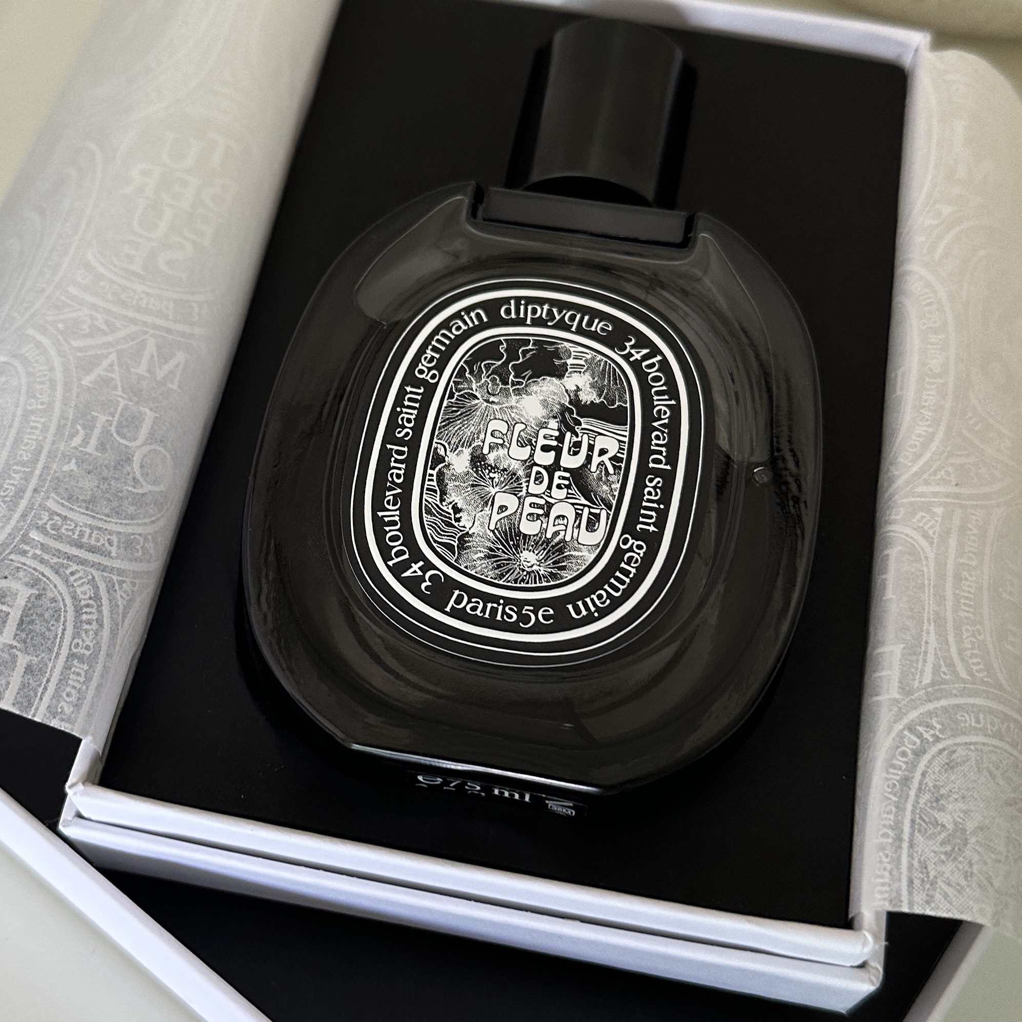 Diptyque Fleur De Peau Eau De Parfum 75ml 착용 스타일