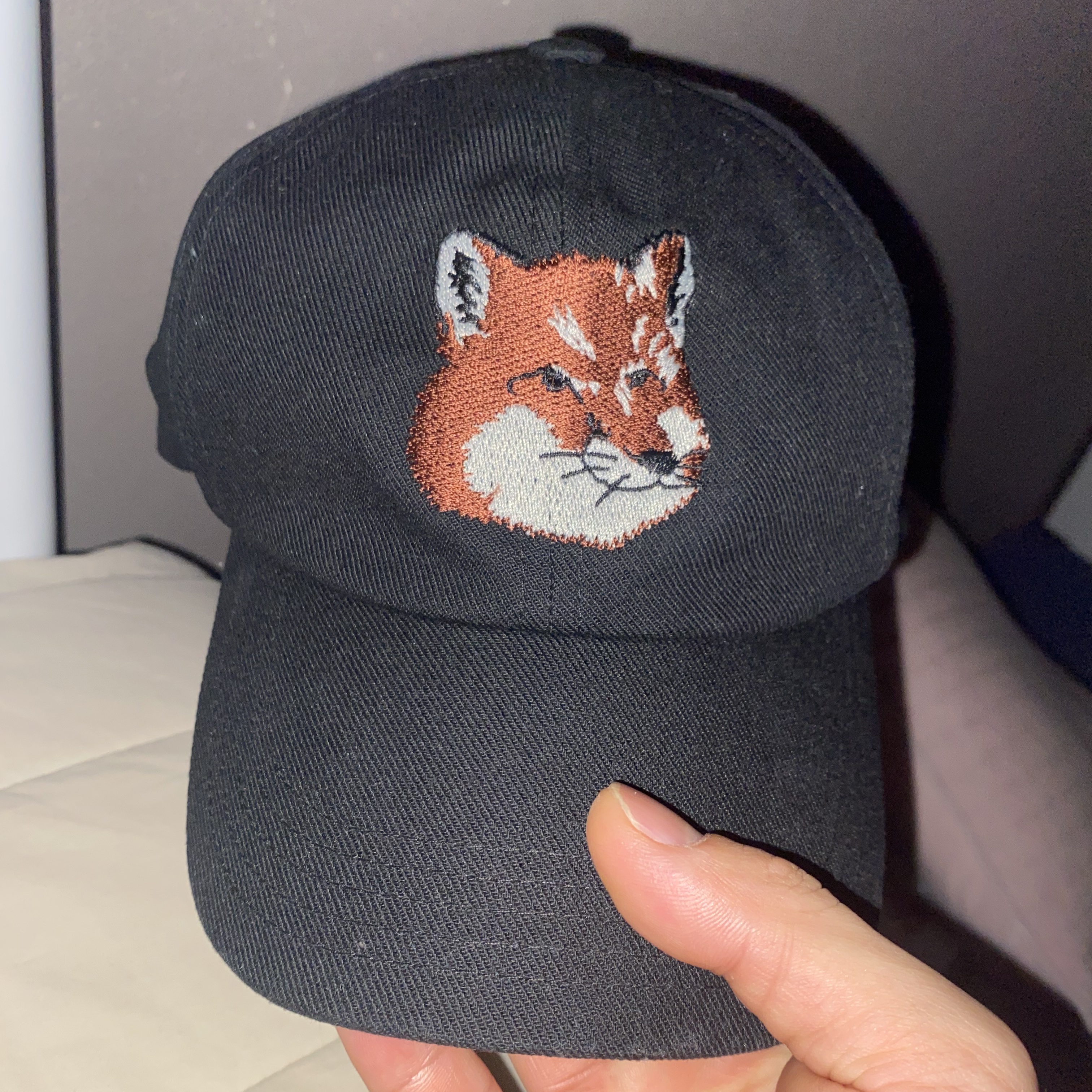 Maison Kitsune Large Fox Head Embroidered 6P Cap Black - 21FW 착용 스타일