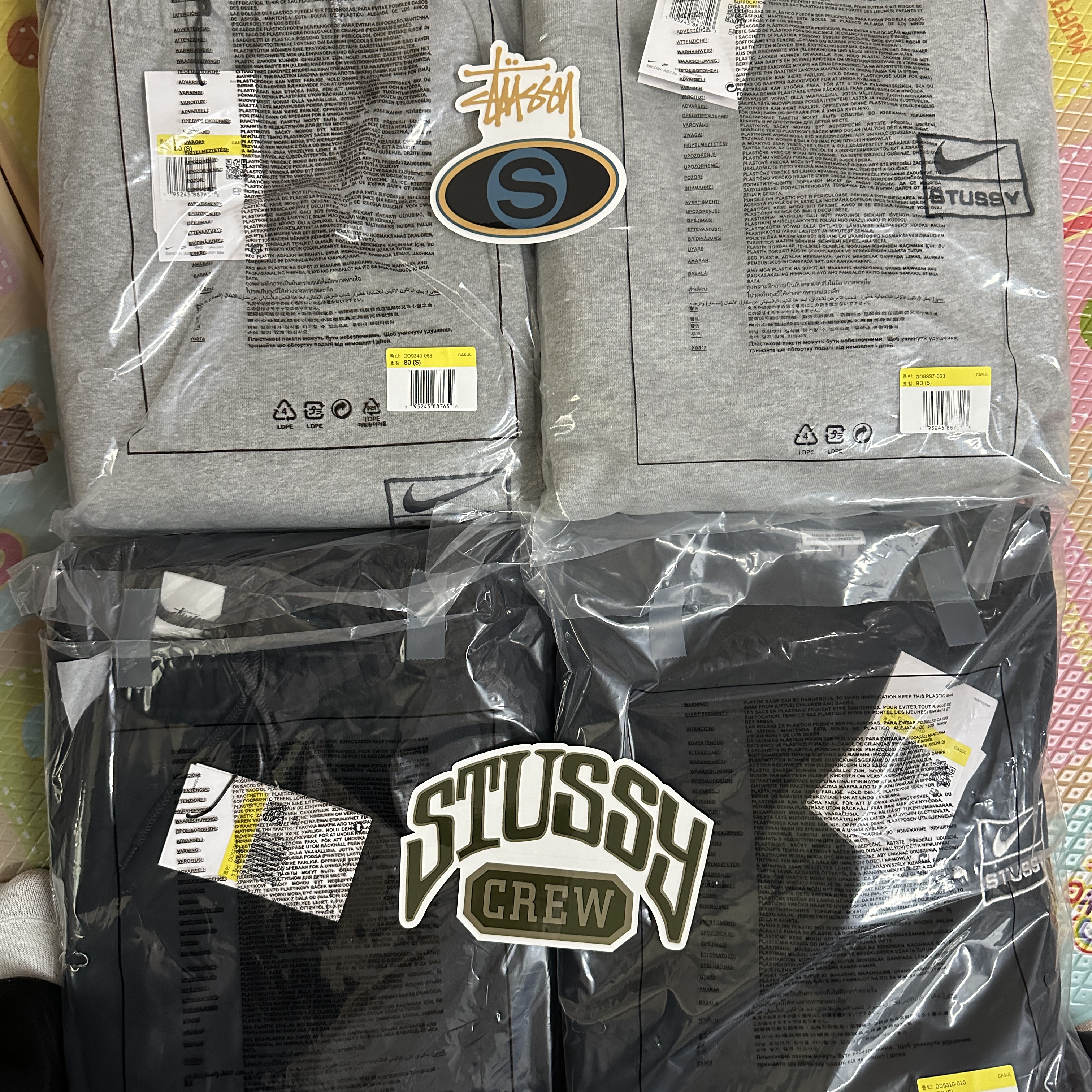 Nike x Stussy NRG Washed Fleece Crewneck Black (DO5310-010) 착용 스타일