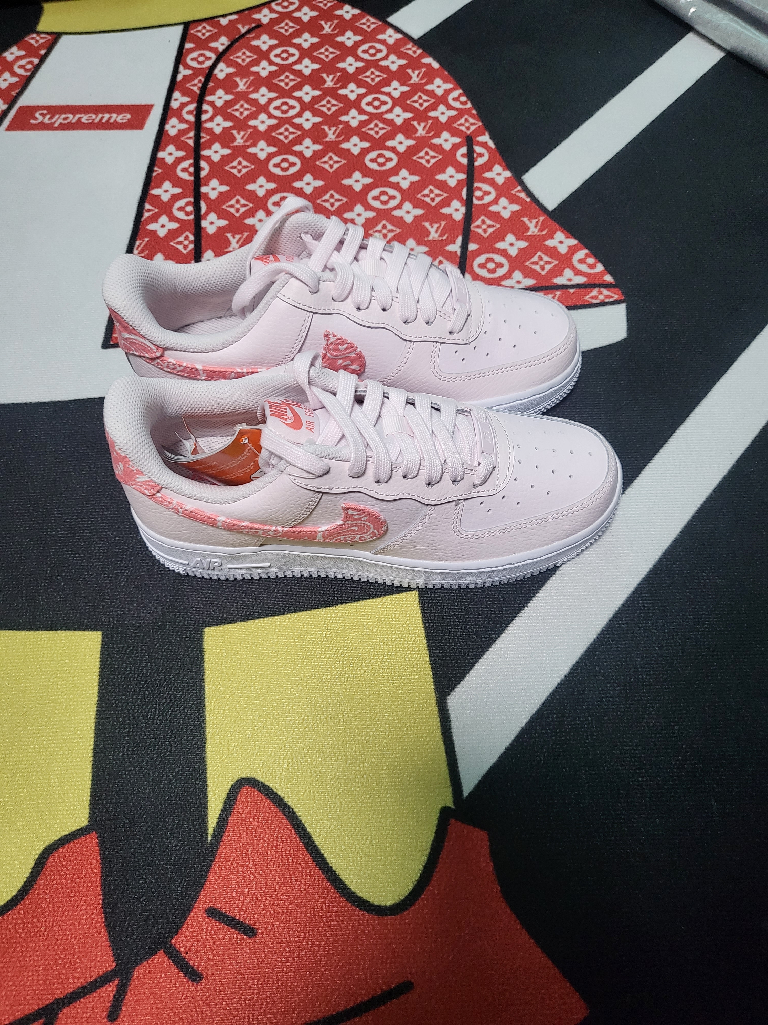 (W) Nike Air Force 1 Low '07 Pearl Pink 착용 스타일 - 1