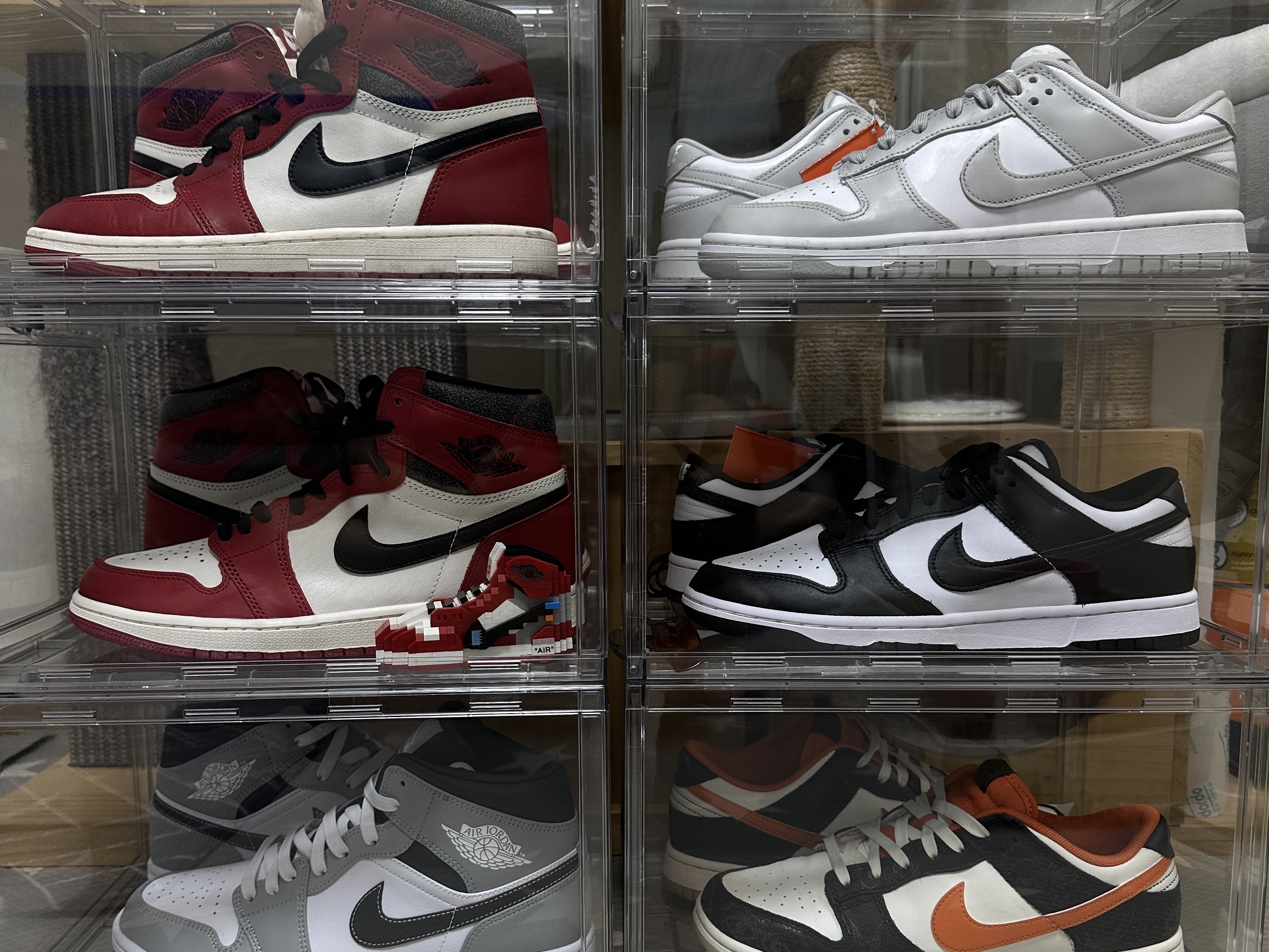 Jordan 1 Retro High OG Chicago 2022, Jordan 1 Mid Light Smoke Grey Anthracite 착용 스타일