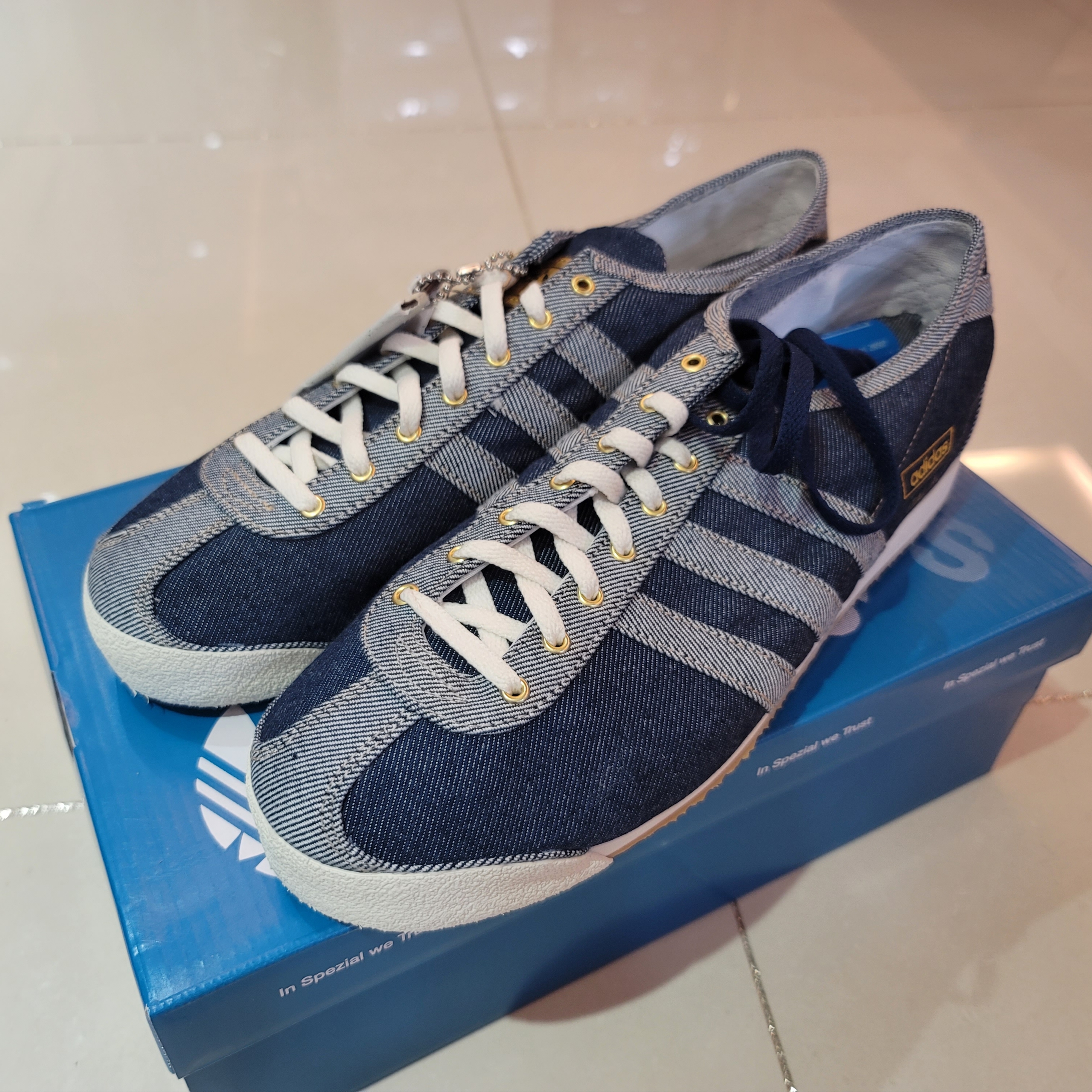Adidas Denim Italia Spezial Blue Bird 착용 스타일 - 1