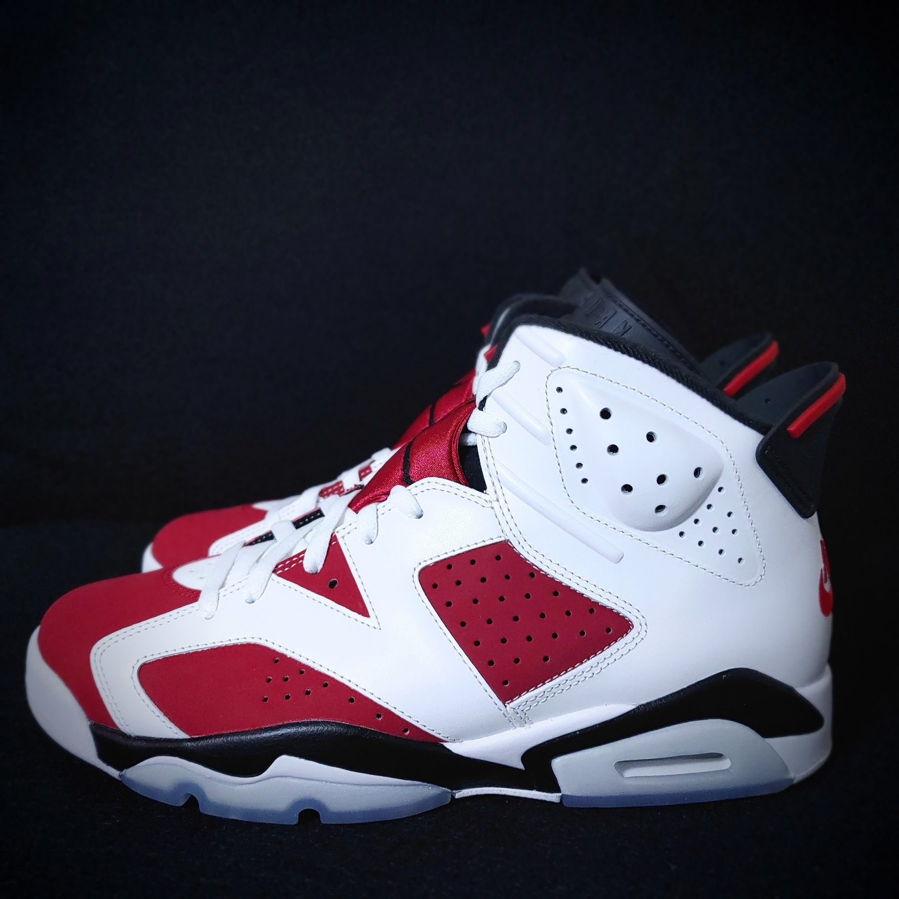 Jordan 6 Retro Carmine 2021 착용 스타일 - 2