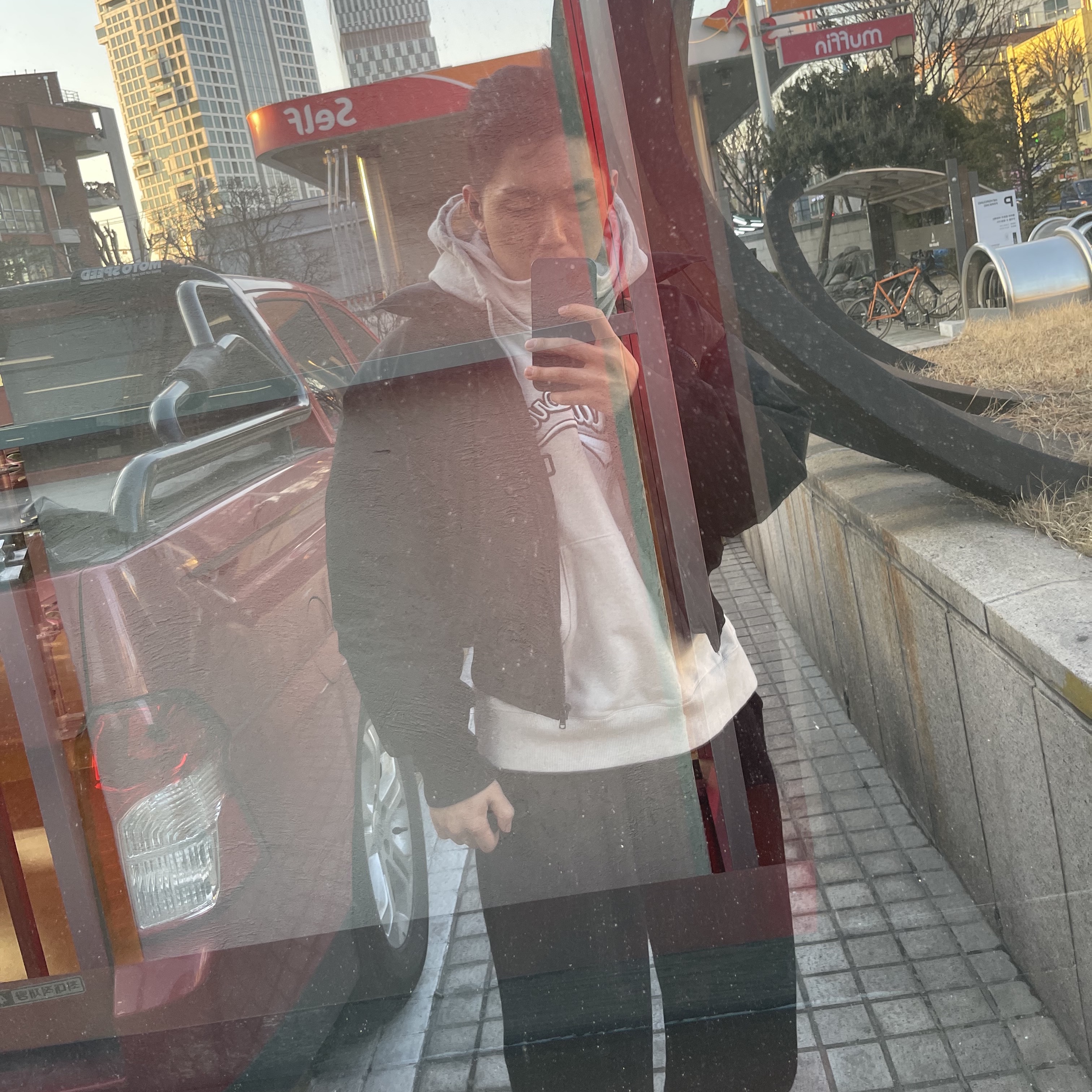 Ader Error Og; 8th @8221 Hoodie Oatmeal 착용 스타일