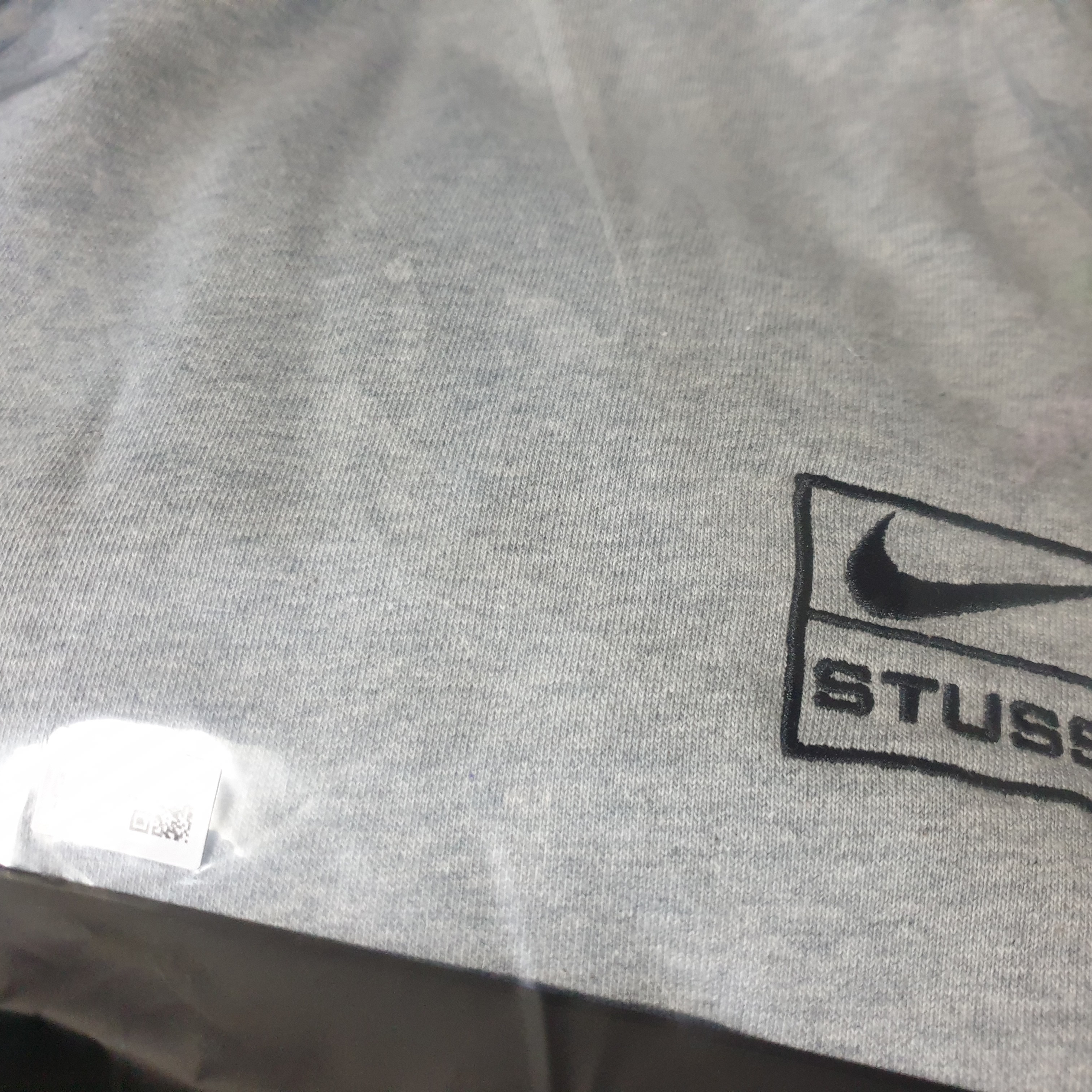 Nike x Stussy NRG Fleece Pants Dark Grey Heather (DO9340-063) 착용 스타일