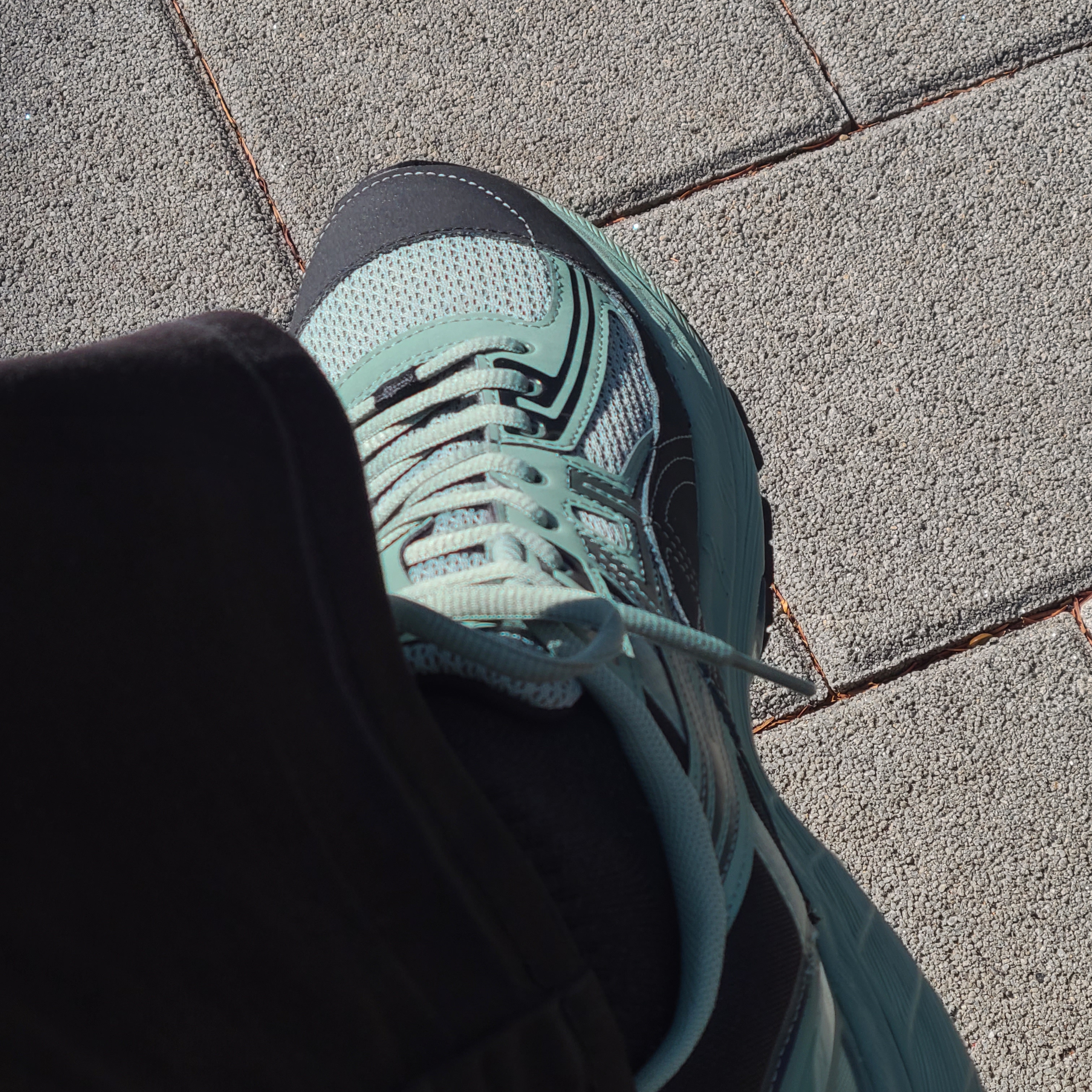 Asics x Kiko Kostadinov Gel-Burz 2 Slate Grey 착용 스타일 - 2