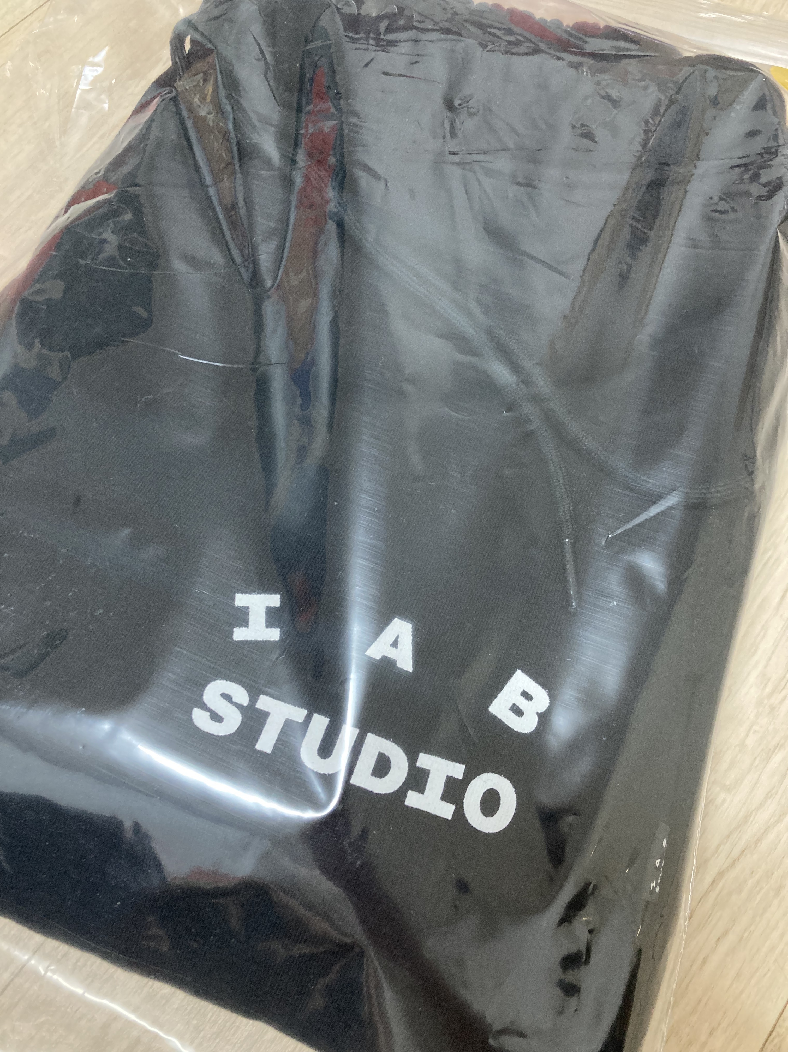 IAB Studio Sweatpants Black White - 23SS 착용 스타일