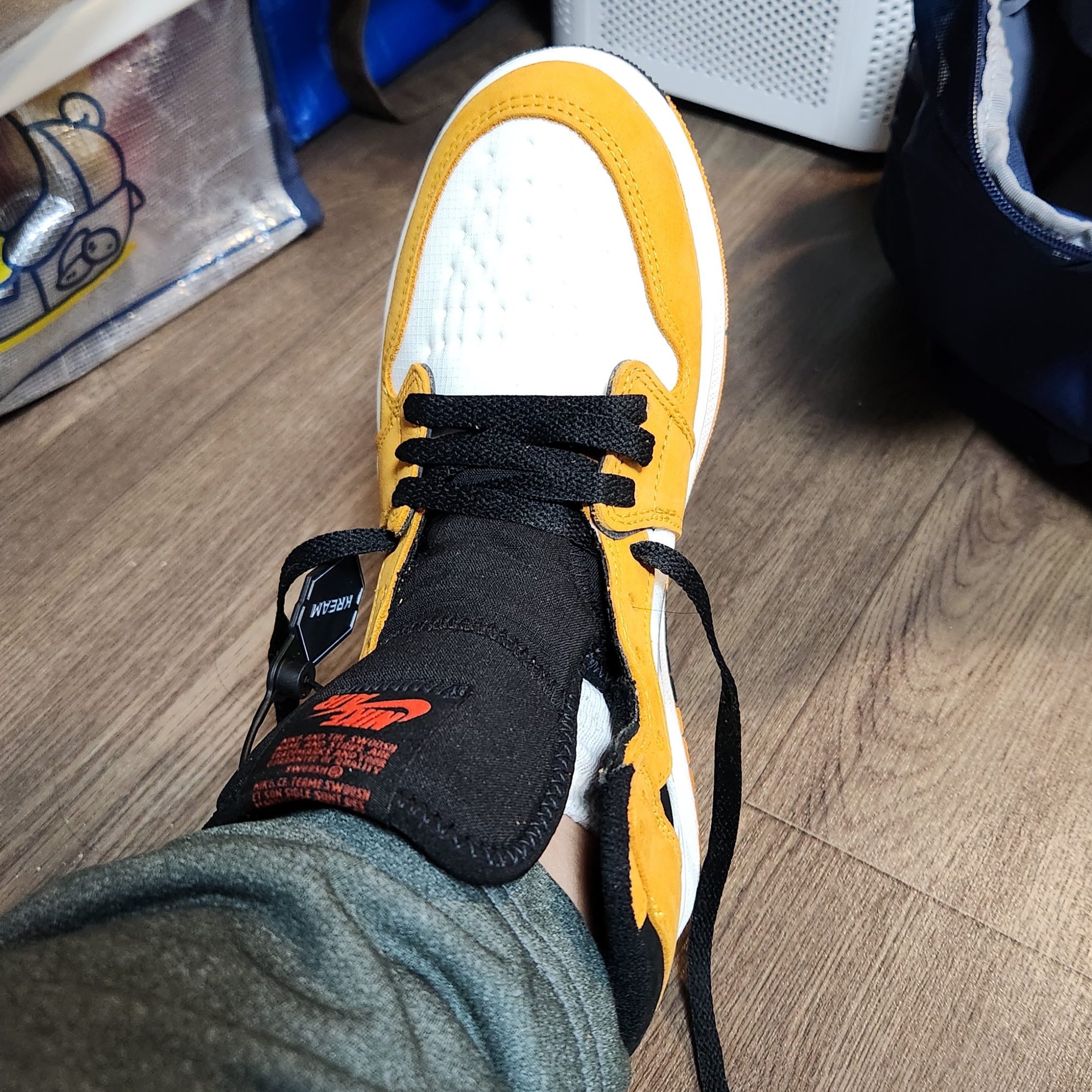 Jordan 1 Element Gore-Tex Light Curry 착용 스타일